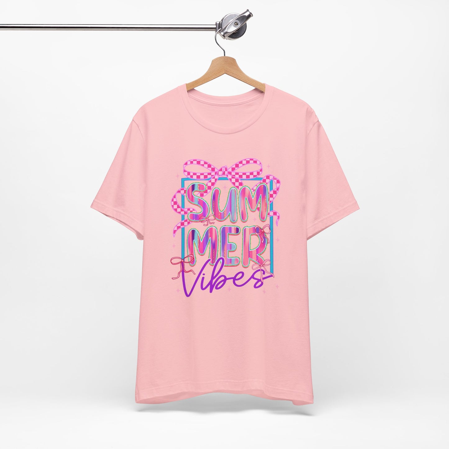 ☀️ Camiseta Summer Vibes: una camiseta gráfica bonita y cómoda para días de playa, barbacoas y vacaciones.