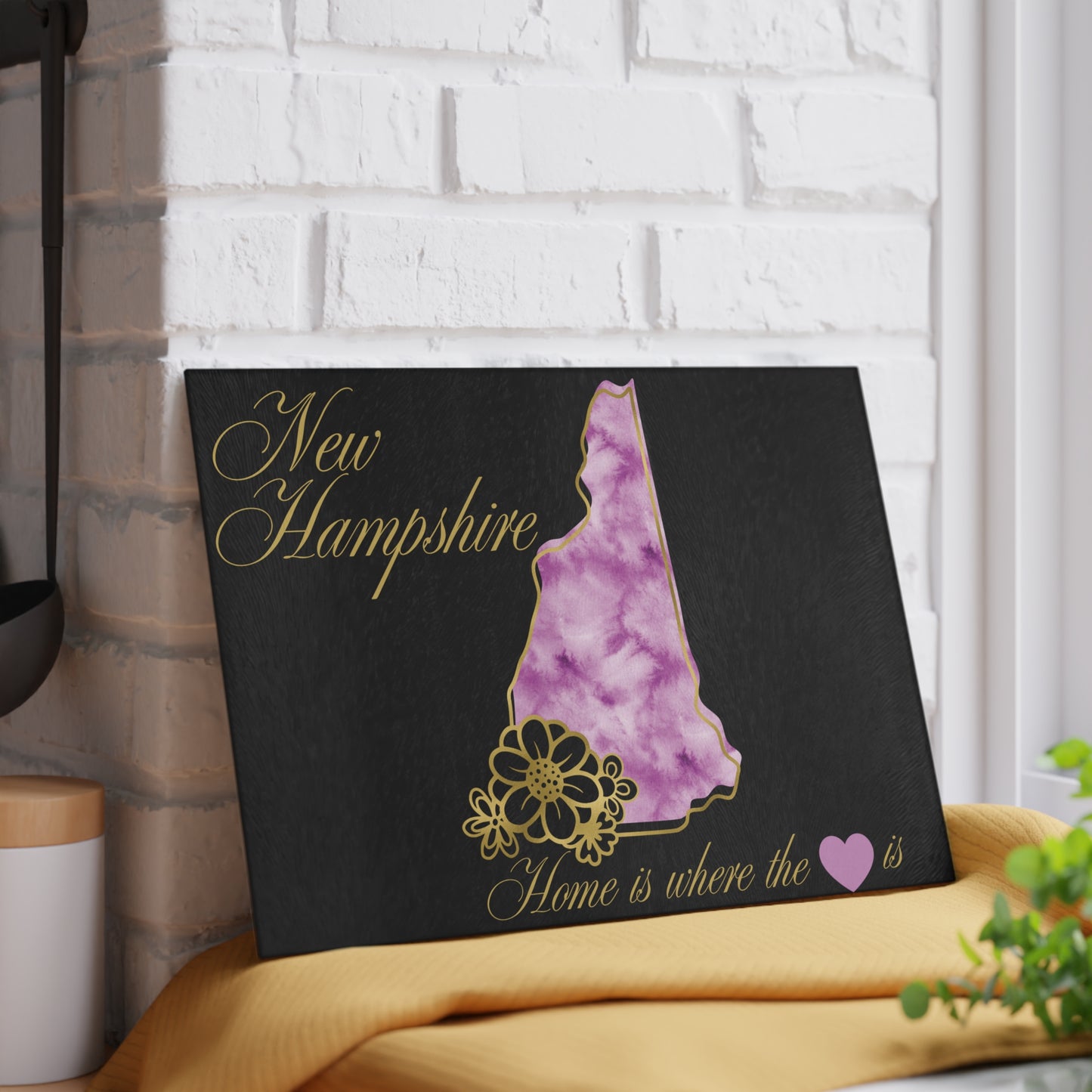 💜 New Hampshire State Floral Cutting Board – Purple Watercolor & Elegant Golden Script