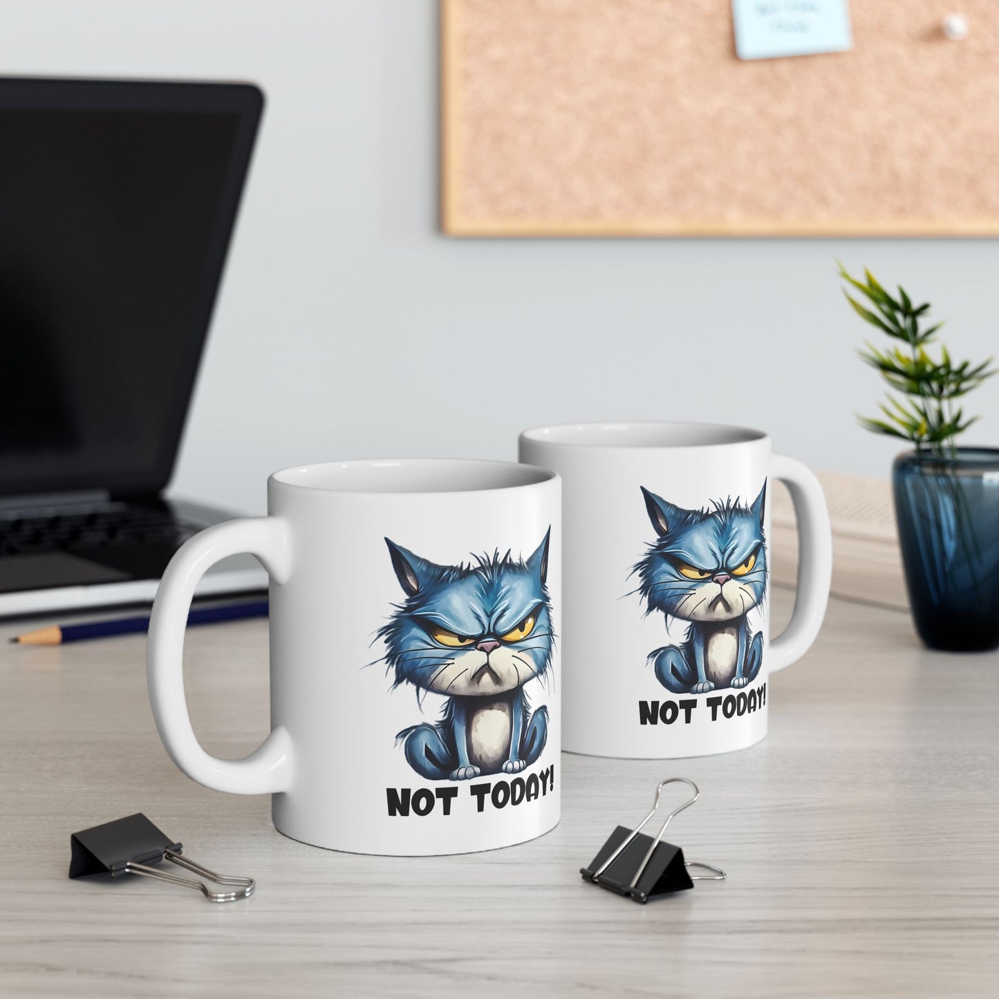 😾 Hoy no – Taza de gato azul gruñón para mañanas de buen humor