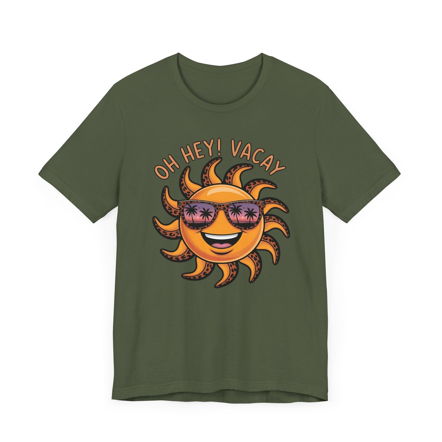 ☀️ ¡Hola! Camiseta de vacaciones – Sol sonriente con gafas de sol | Camiseta gráfica de verano para mujer