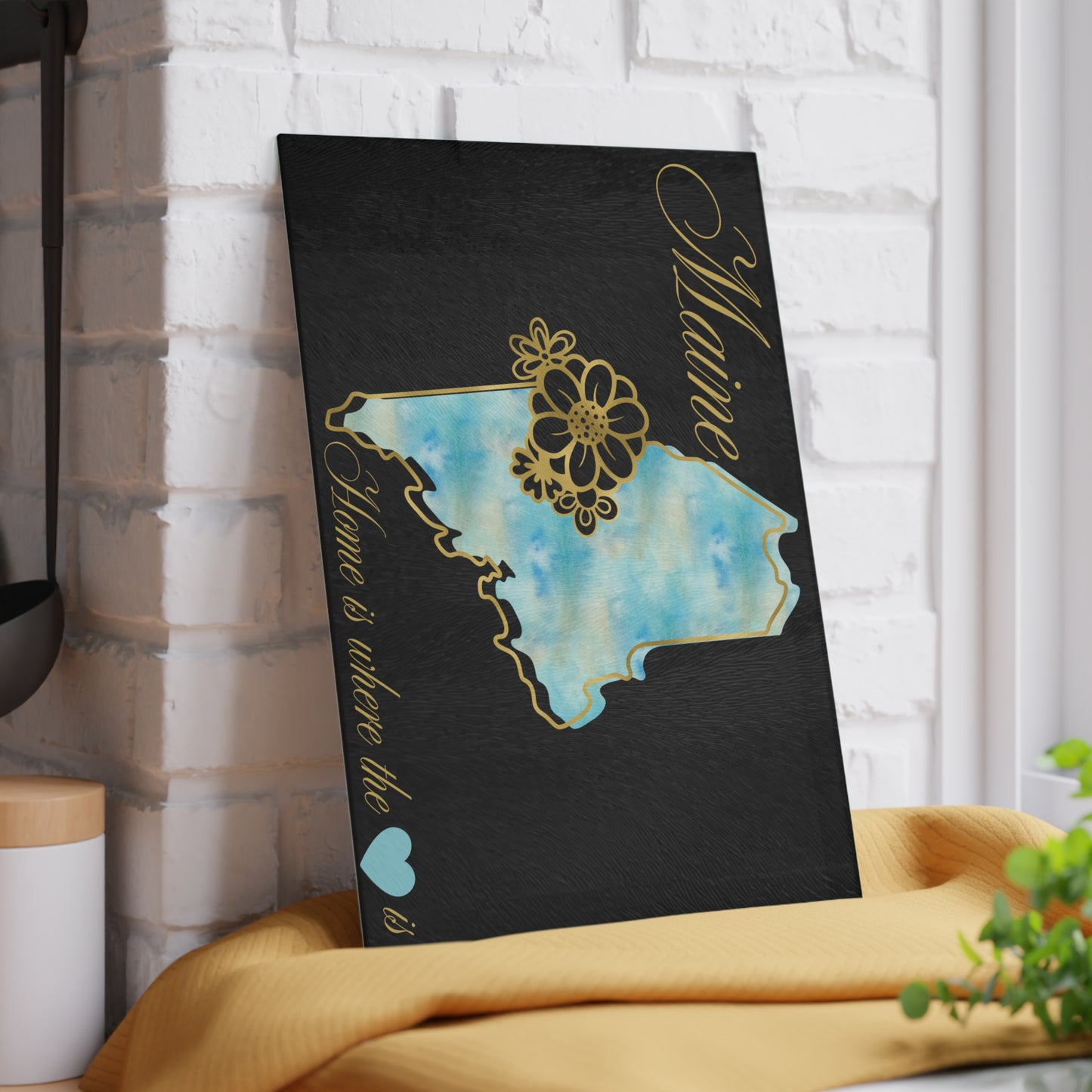 💙 Maine State Cutting Board – Coastal Skies & New England Charm