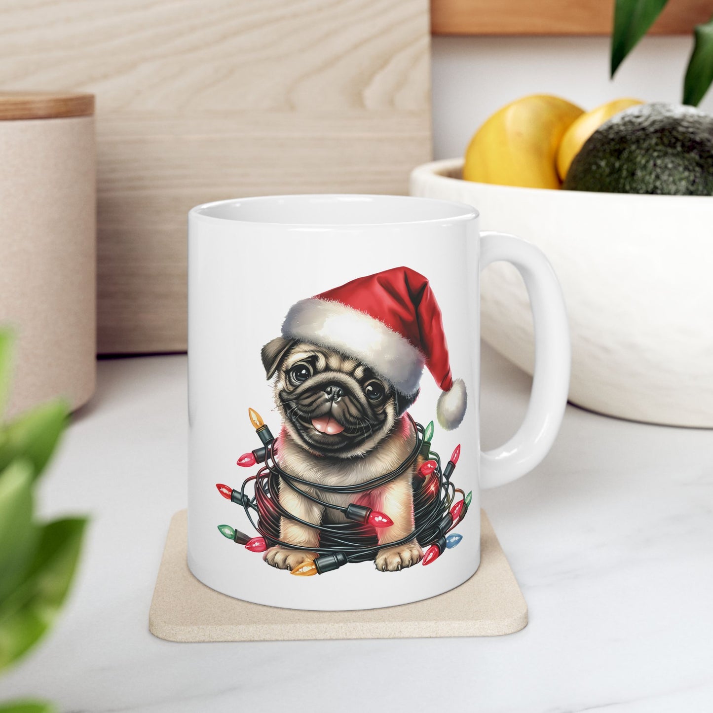 🎄 Pug Christmas Mug – Festive Santa Hat & Tangled Lights Delight 🎁