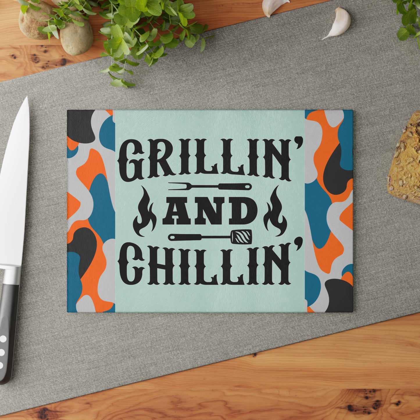🔥 GRILLIN AND CHILLIN Glass Cutting Board – Camouflage BBQ Prep Style 🍔