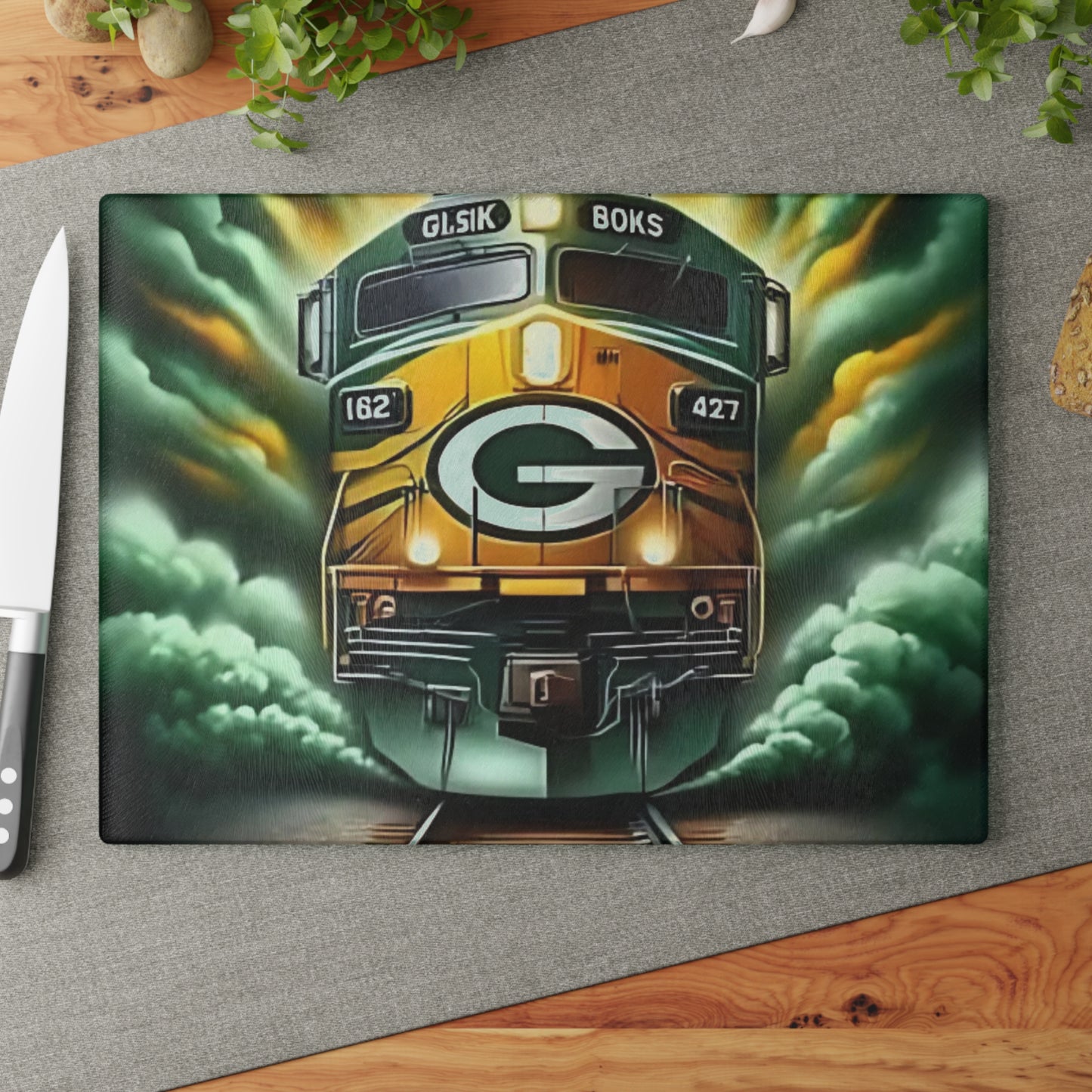 Tabla de cortar de vidrio verde y amarillo Express: exhibición vibrante de cocina de tren