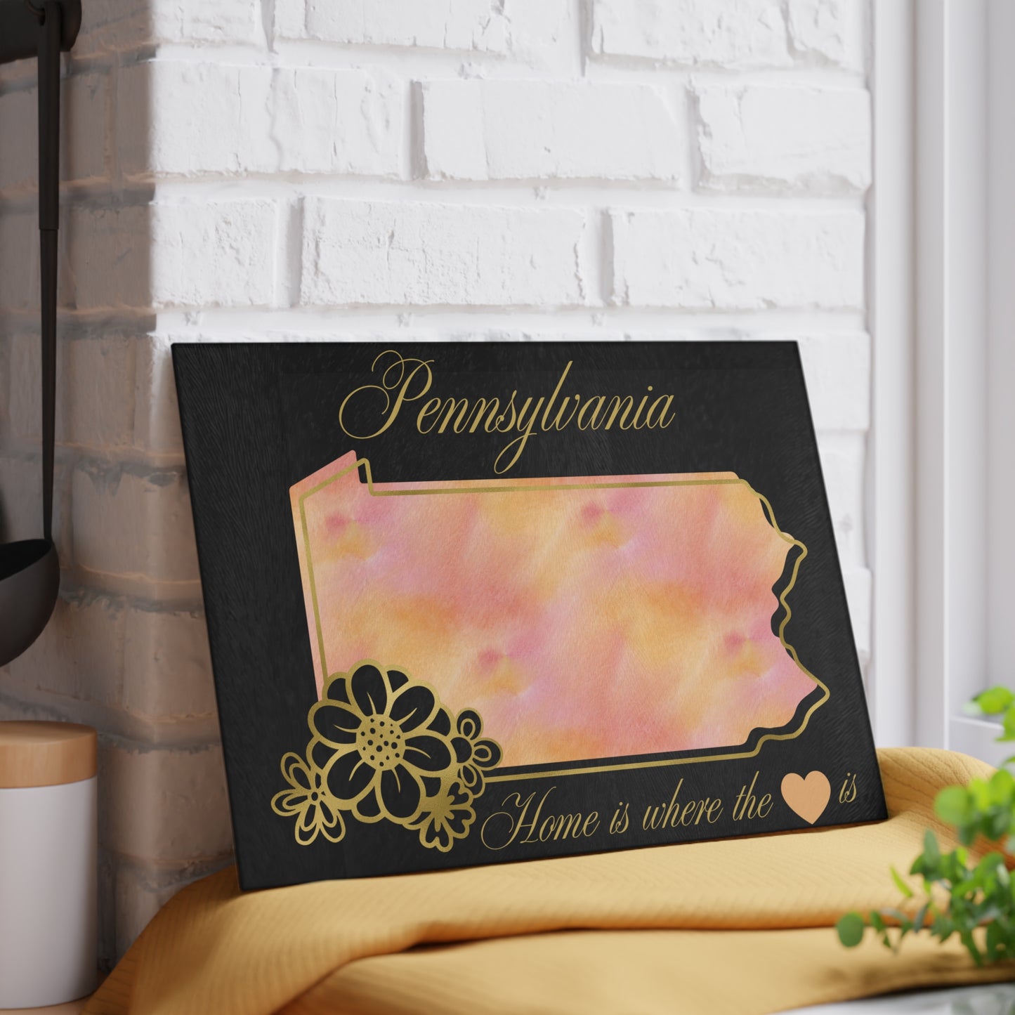 🧡 Pennsylvania State Cutting Board – Warm Peach Tones & Elegant State Pride