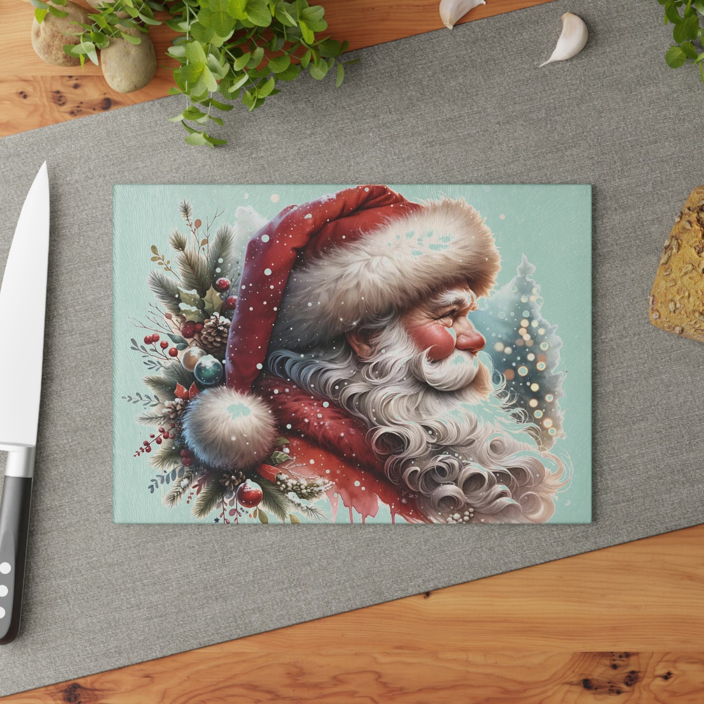 🎅✨ “Classic Santa Profile” Glass Cutting Board – Cozy Charm for Your Kitchen