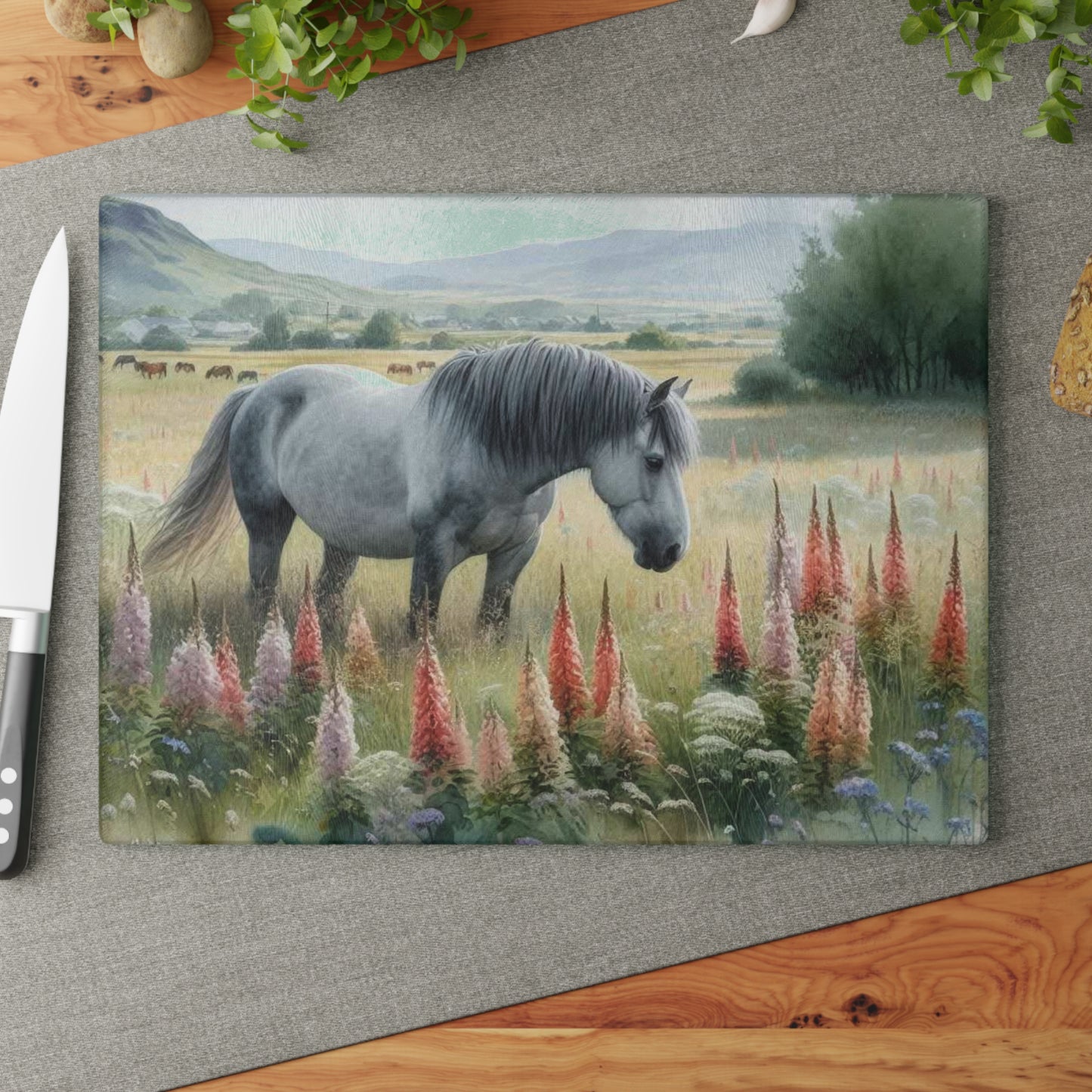 Horse Cutting Board, Equestrian Gift, Glass Cutting Board, Rustic Kitchen Decor, Horse Lover Gift, Farmhouse Kitchen Decor, Horse Lover Gift