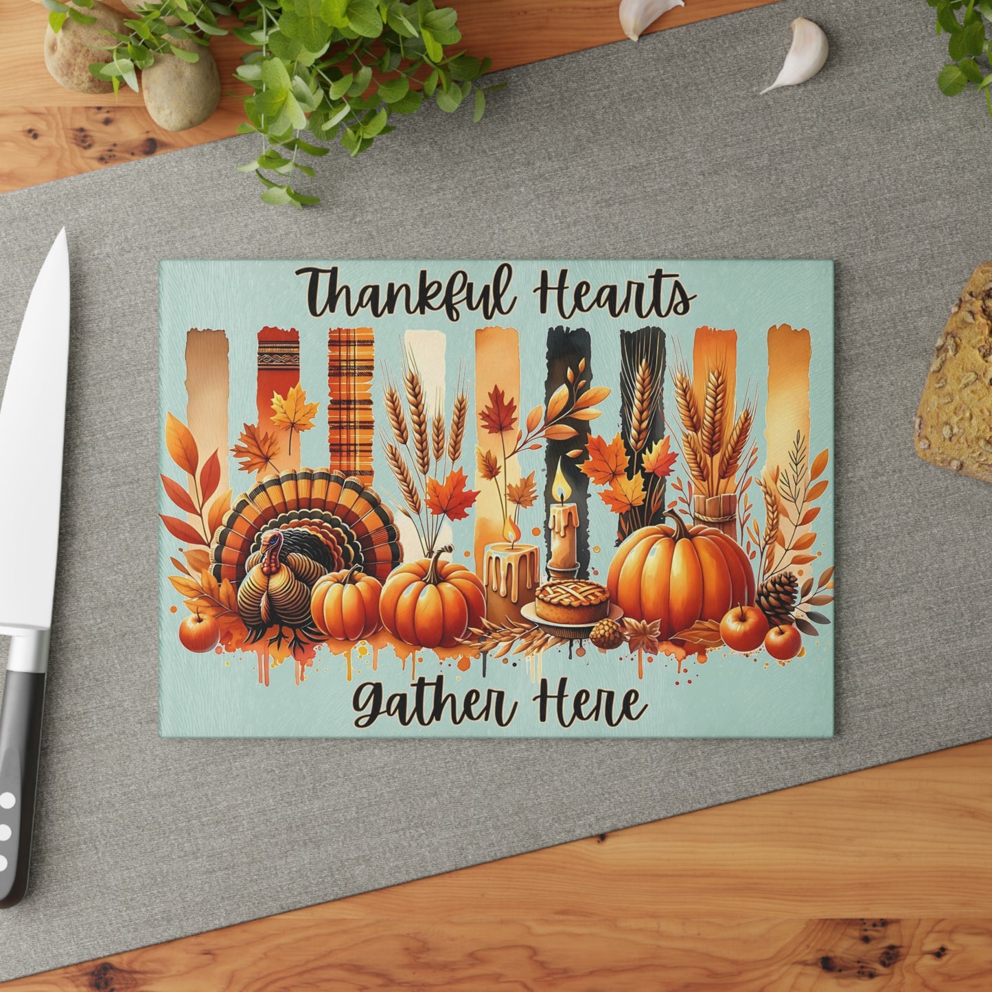 🦃🍂 Thankful Hearts Gather Here Cutting Board – Warm Autumn Charm for Your Kitchen 🕯️🥧