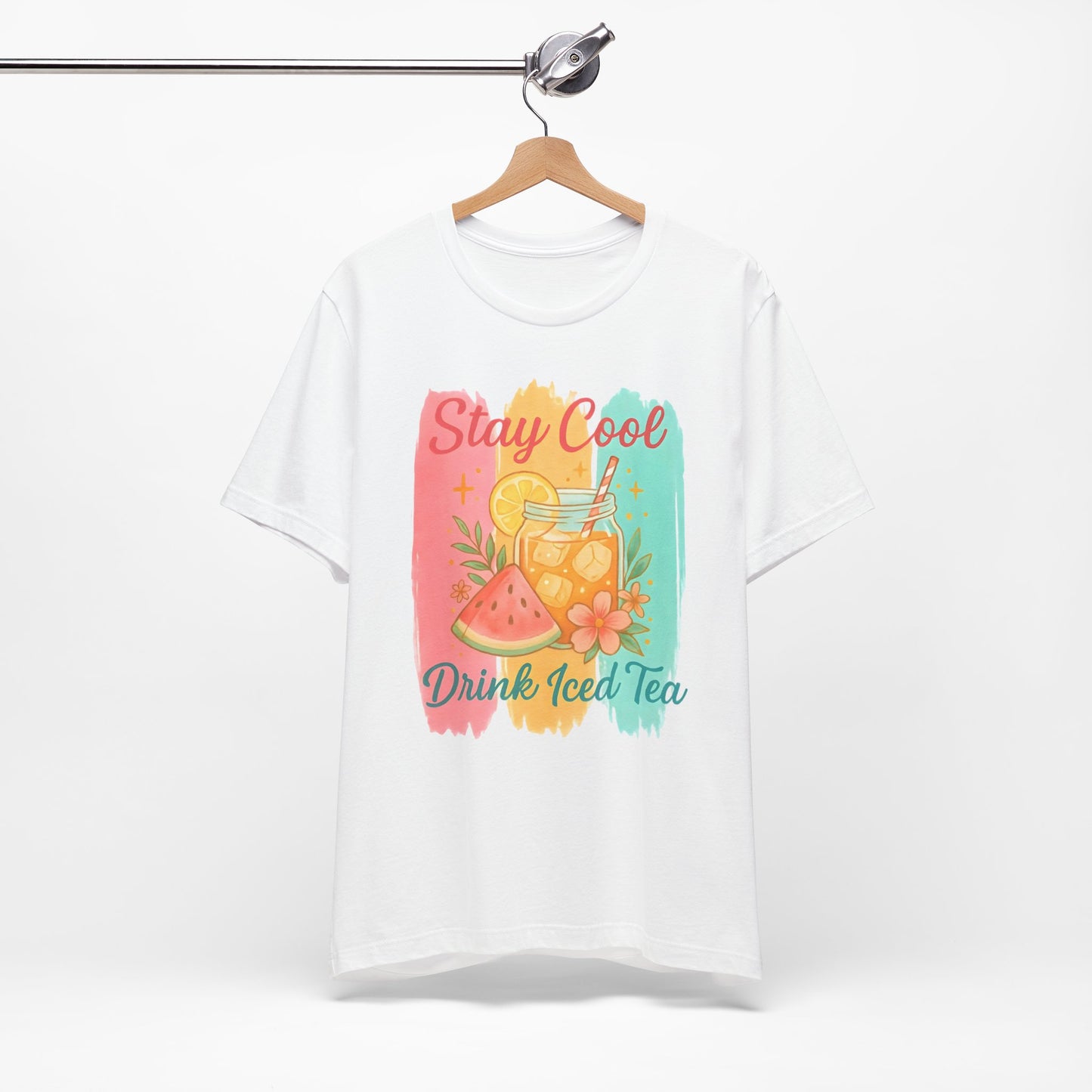 Camiseta "Mantente Fresco, Bebe Té Helado" - Camiseta Gráfica de Verano con Sandía y Té Helado | Solo Blanca