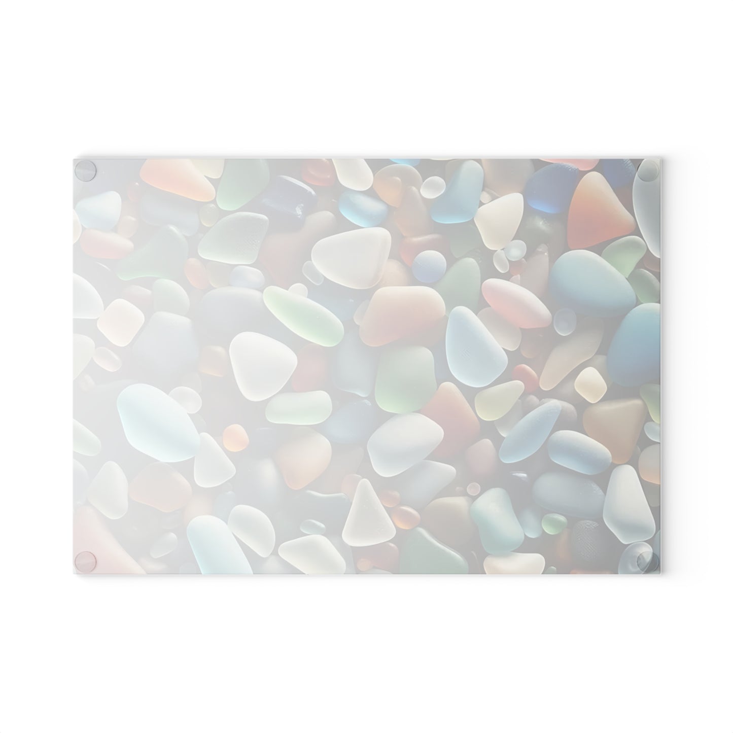 Tabla de cortar de vidrio con pequeñas piedras multicolores: La paleta de la naturaleza en tu cocina
