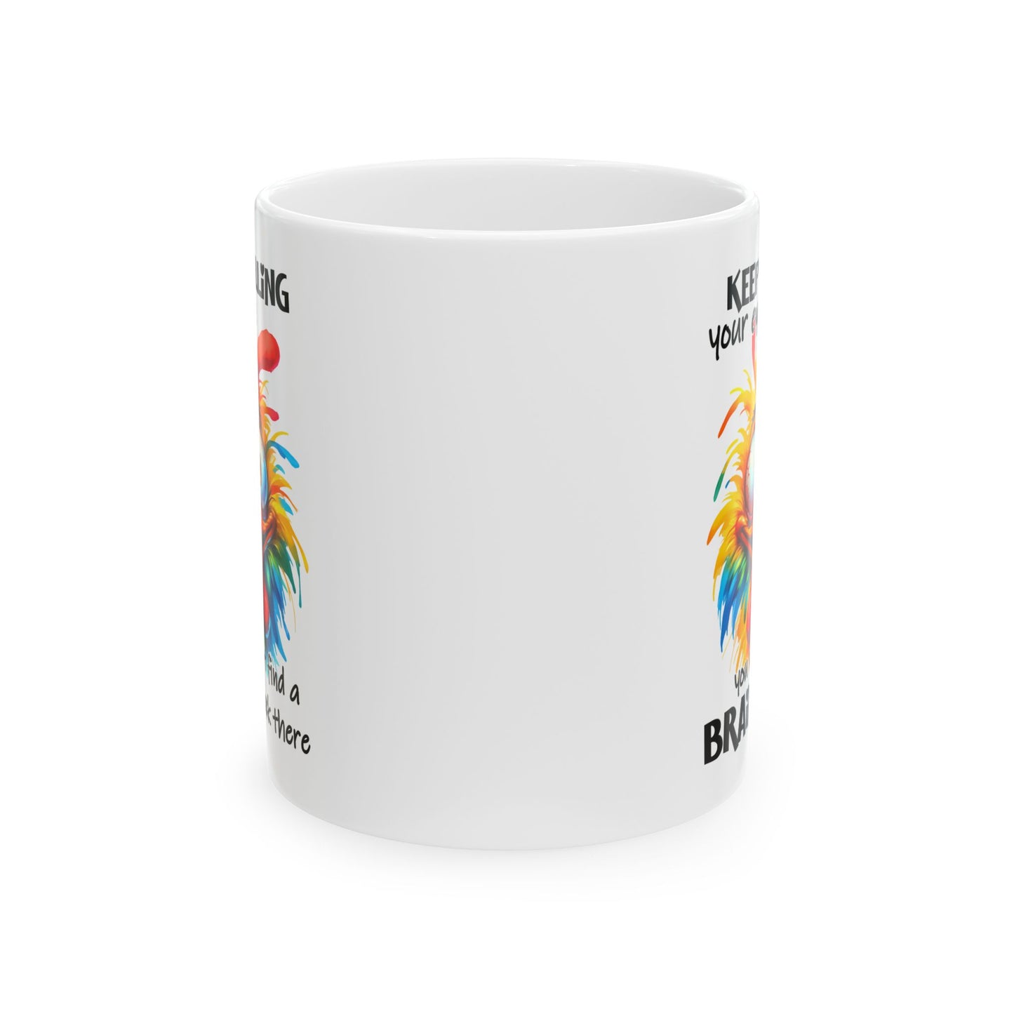 Sigue poniendo los ojos en blanco… Quizás encuentres una taza divertida de pollo enojado ahí atrás.