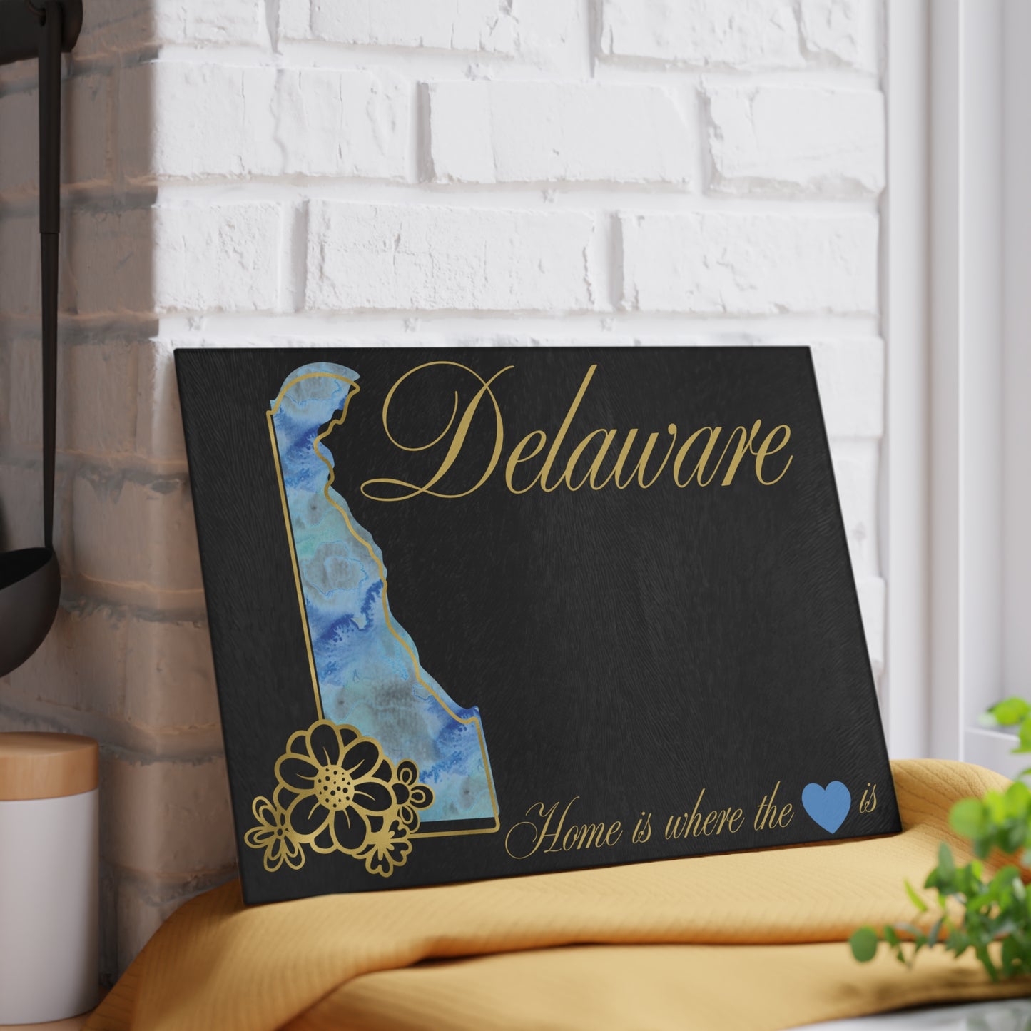 💠 Delaware Floral State Cutting Board – Coastal Charm in Elegant Blue & Gold 🌊