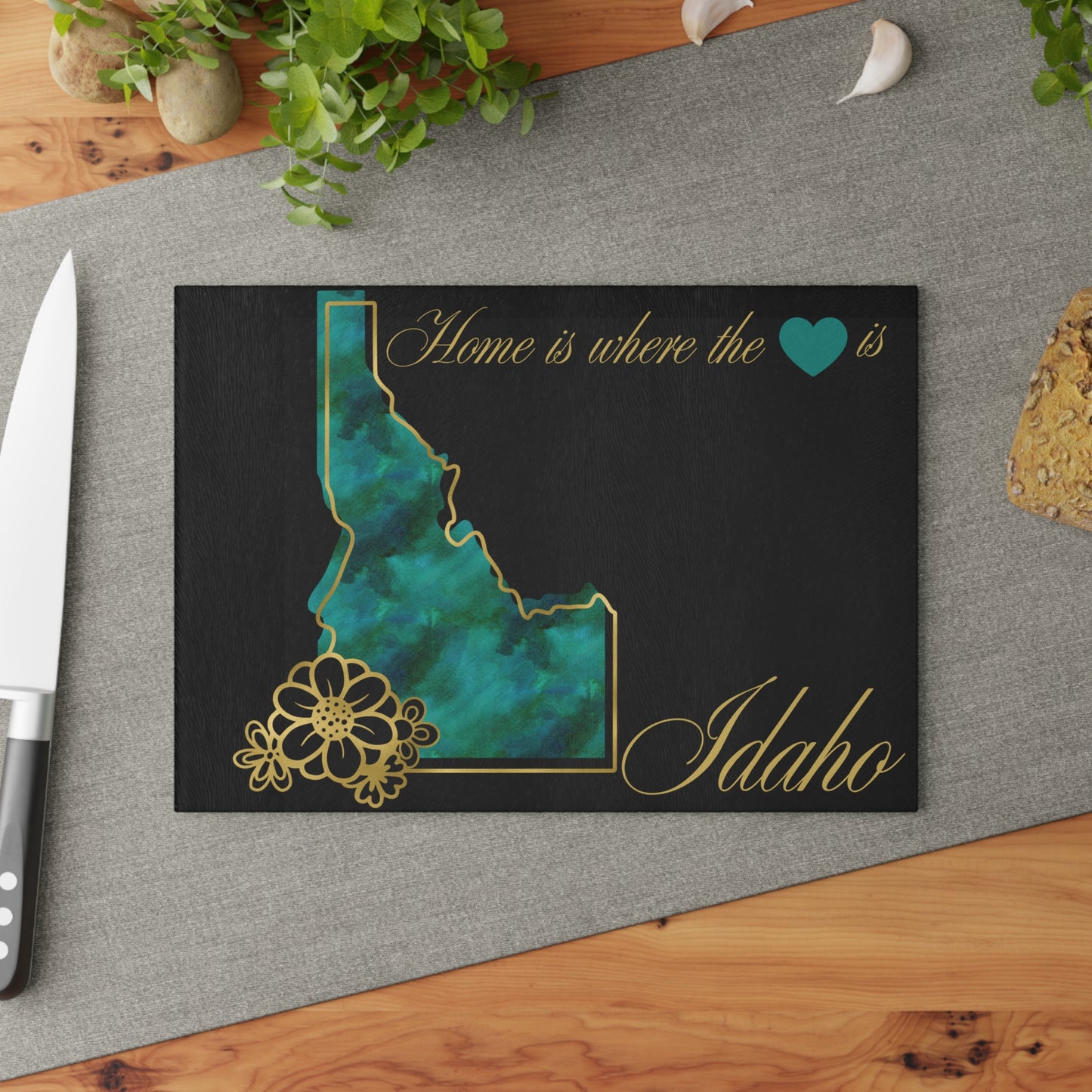 💚 Idaho State Cutting Board – Mountain Hues and Gem State Charm