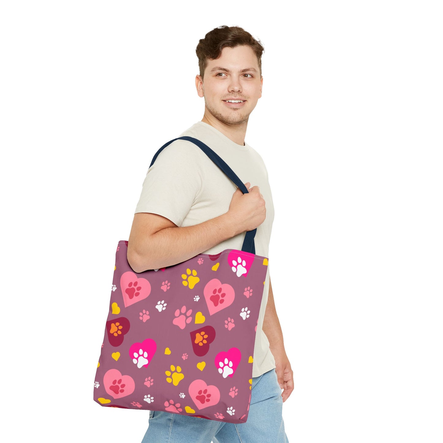 ¡Demuestra tu amor por tus peludos amigos con este clásico bolso de mano con estampado de patas! 🐾