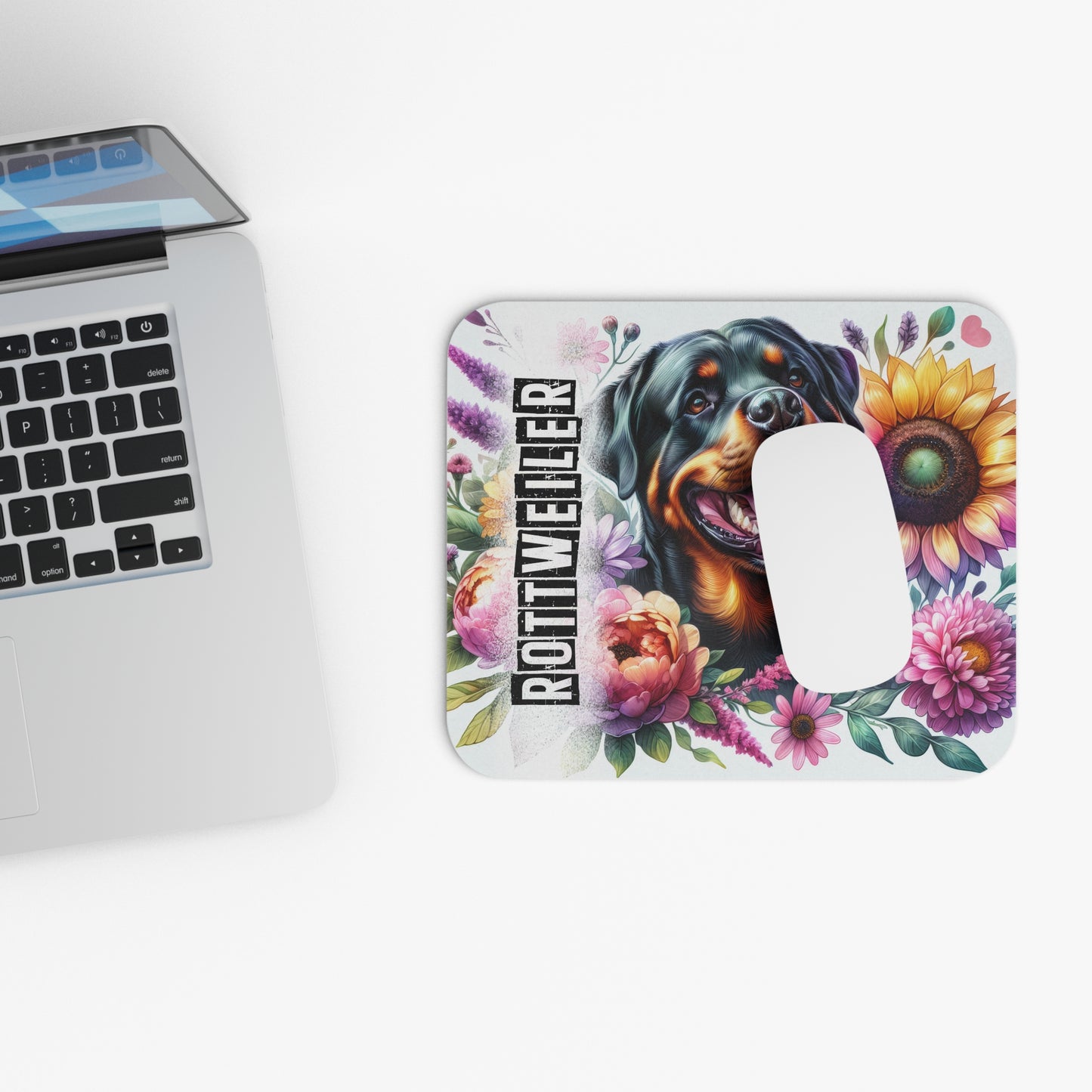 ๐ฑ๏ธ๐ป Rottweiler Mouse Pad โ Smiling Rottie with Sunflowers & Florals
