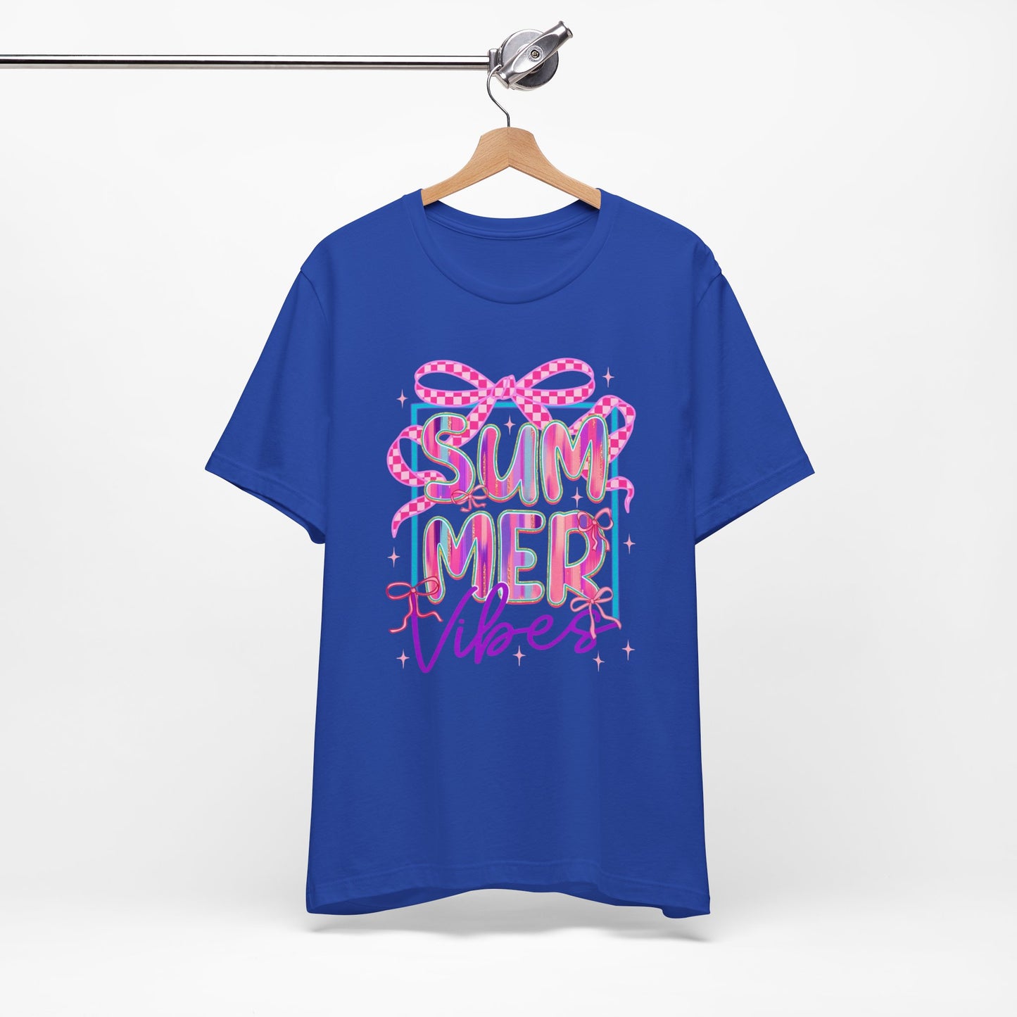 ☀️ Camiseta Summer Vibes: una camiseta gráfica bonita y cómoda para días de playa, barbacoas y vacaciones.
