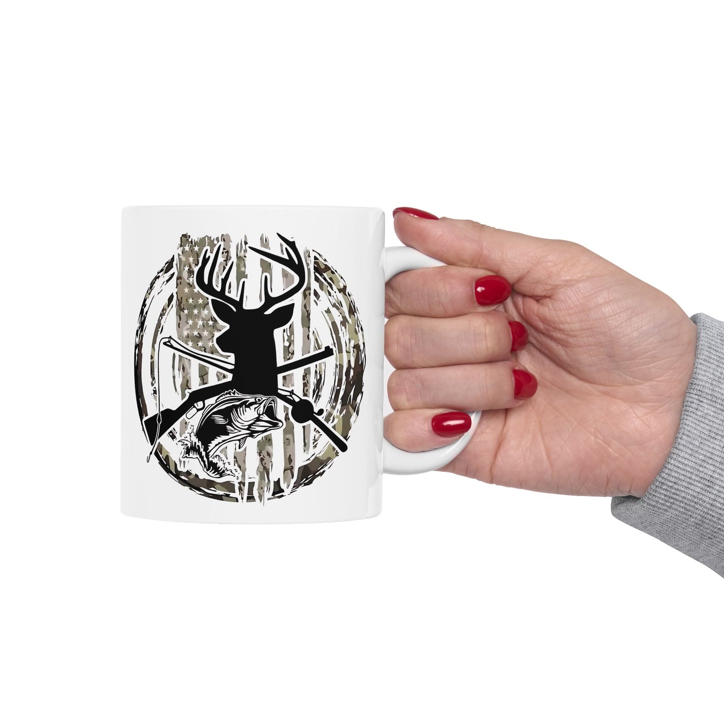 🦌🎣 TORN CAMO FLAG – Buck, Bass, Rifle & Fishing Rod Mug USA🔥