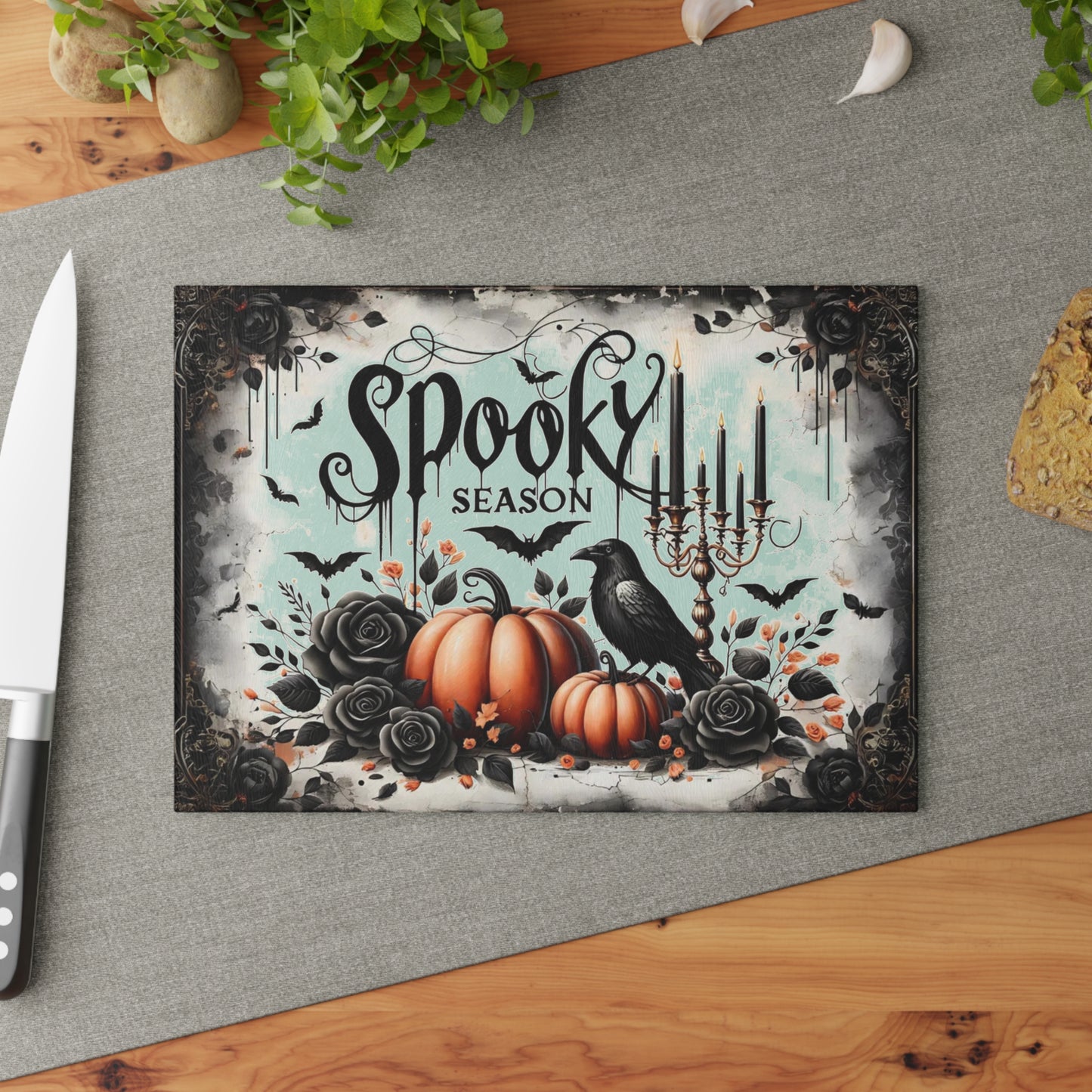 🎃 Spooky Season Halloween Pumpkins & Raven Cutting Board – Gothic Autumn Kitchen Décor
