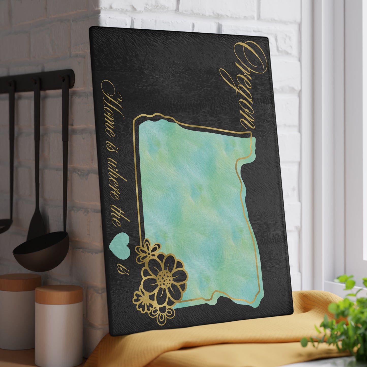 💚 Oregon State Cutting Board – Serene Aqua Style with Golden State Pride