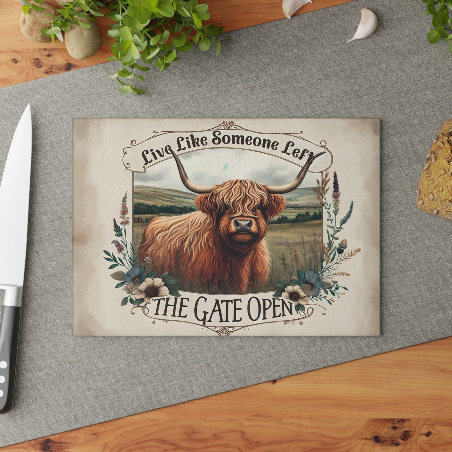 🐮 “Live Like Someone Left the Gate Open” Cutting Board – Highland Cow Freedom & Rustic Charm