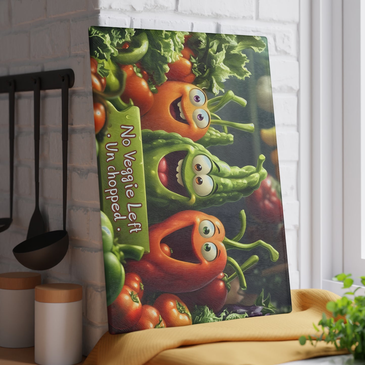 Tabla de cortar de vidrio “Ninguna verdura sin picar” – Humor de cocina con verduras que ríen 😆🍅