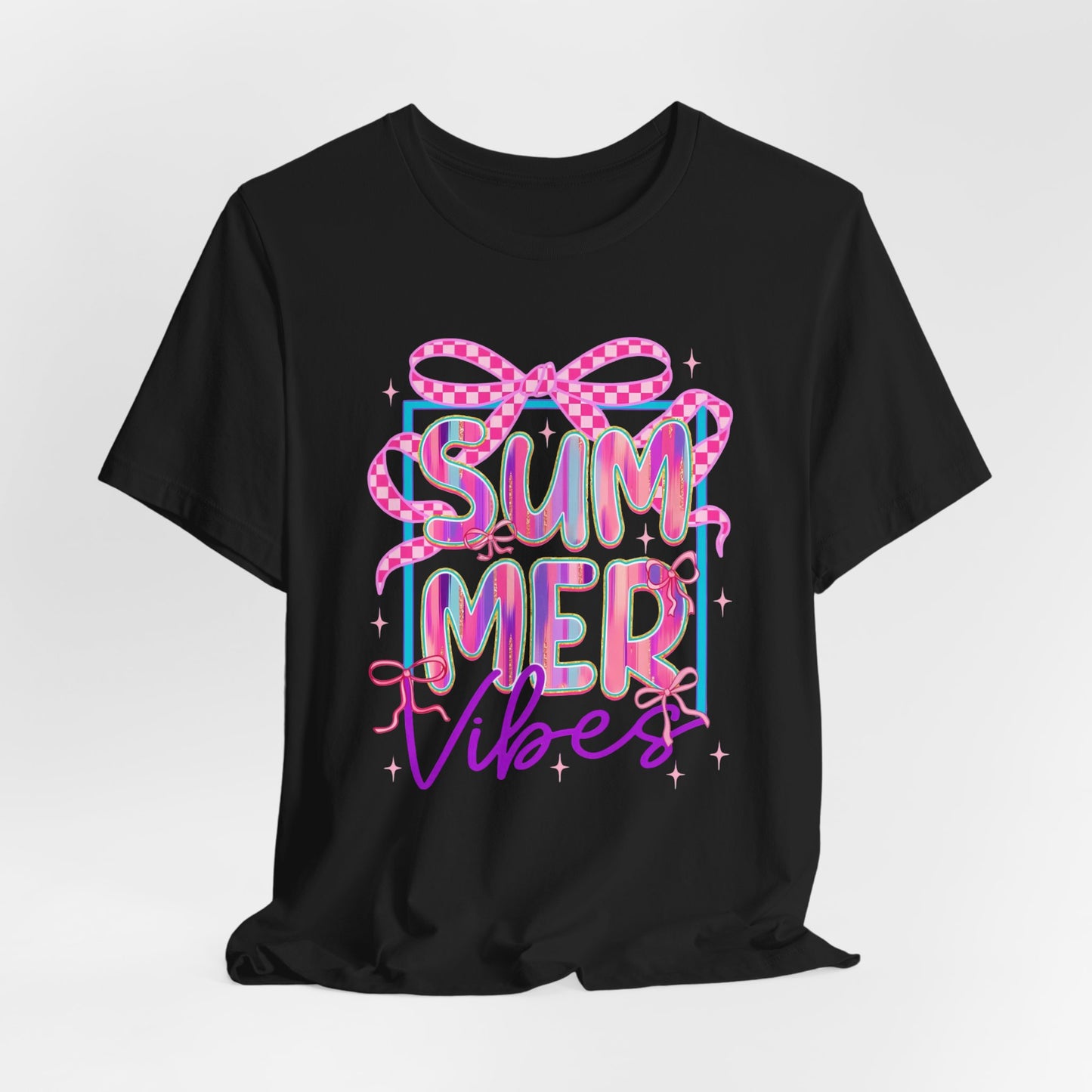 ☀️ Camiseta Summer Vibes: una camiseta gráfica bonita y cómoda para días de playa, barbacoas y vacaciones.