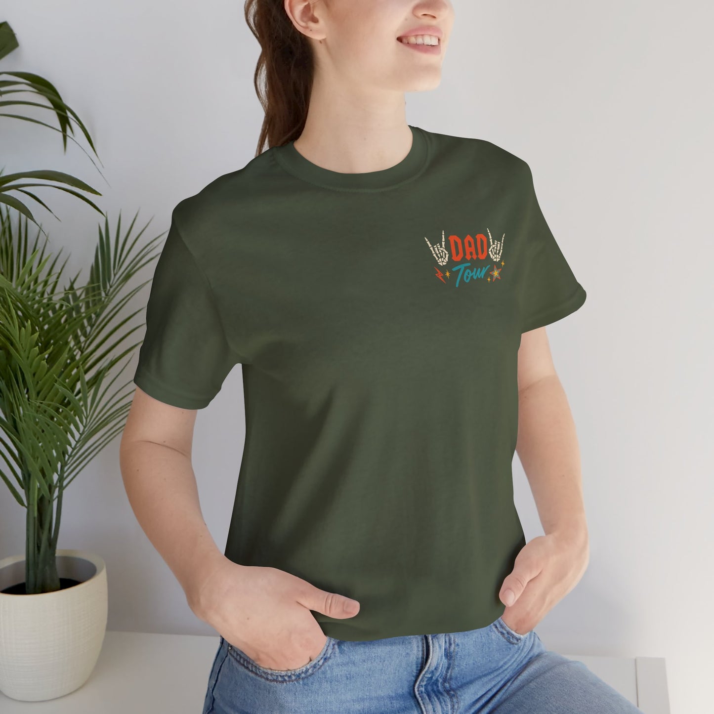 🎤 DAD TOUR – Camiseta divertida para papá inspirada en un concierto