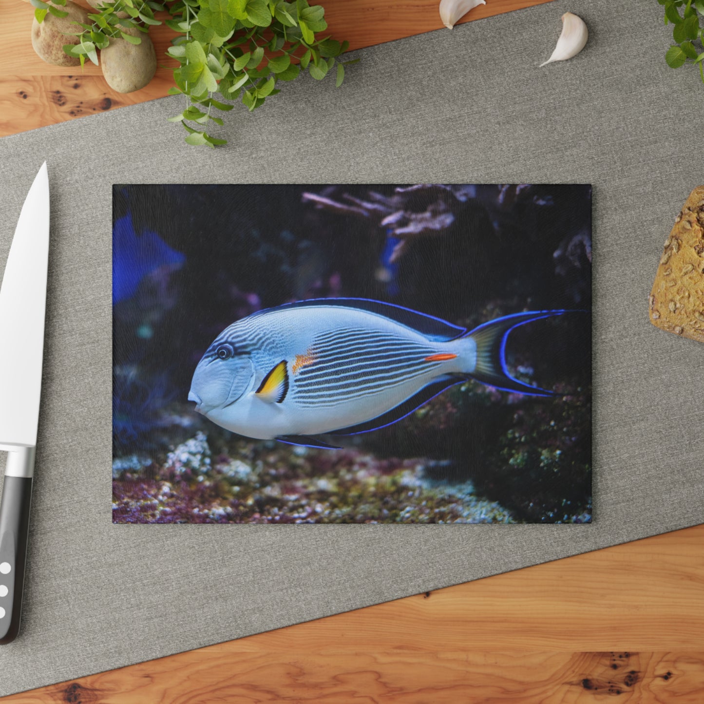Tabla de cortar de coral Blue Tang: un elegante estilo oceánico para tu cocina