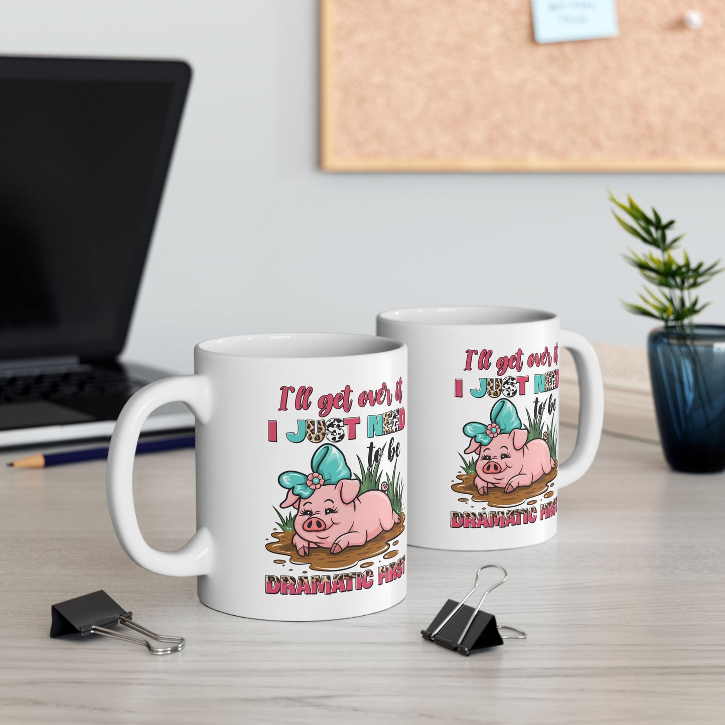 🐷 Lo superaré... Solo necesito ser dramático primero Taza – Pink Pig Sass con estampado de leopardo