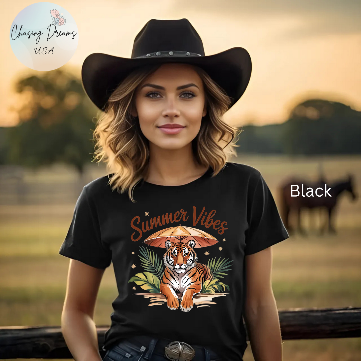 Camiseta Summer Vibes Tiger – Gráfico de palmeras de la selva con paraguas | Múltiples opciones de color