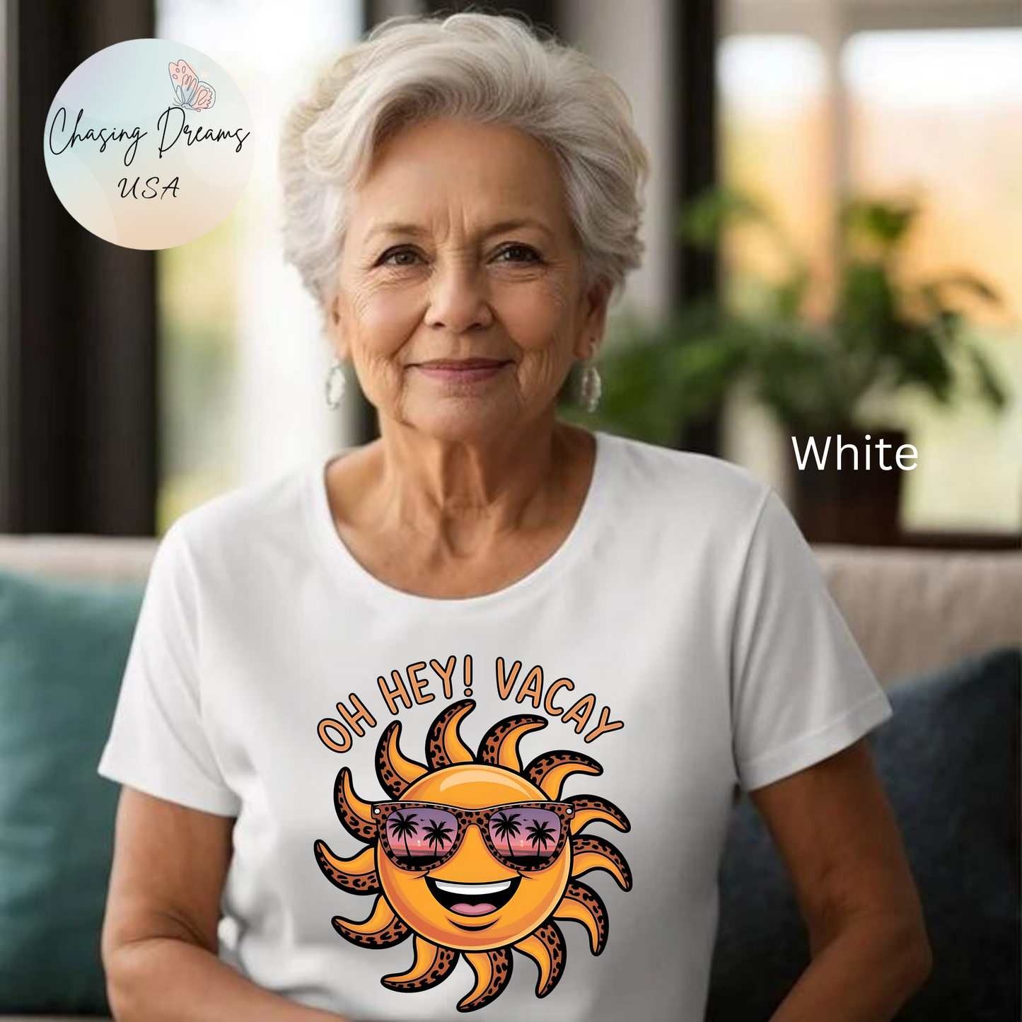 ☀️ ¡Hola! Camiseta de vacaciones – Sol sonriente con gafas de sol | Camiseta gráfica de verano para mujer