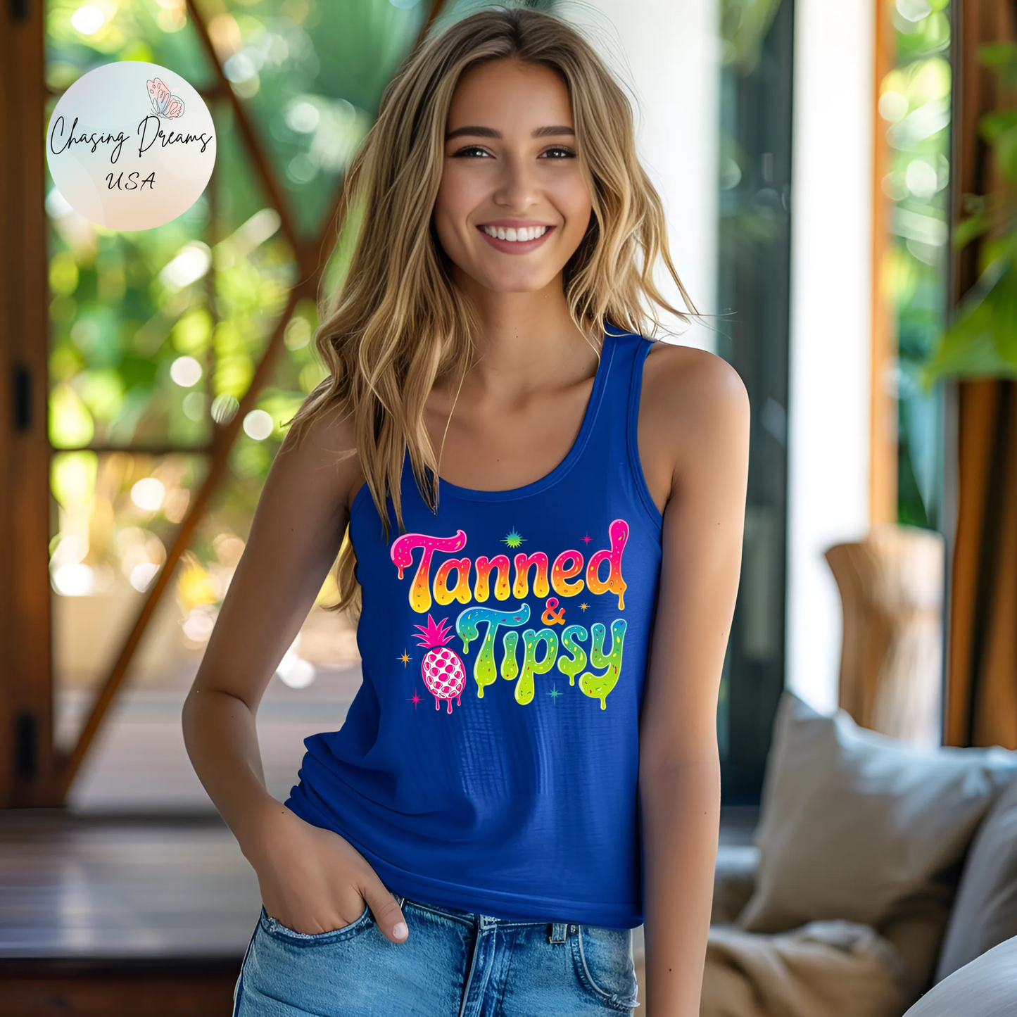 Camiseta de tirantes Tanned and Tipsy con espalda nadadora – Divertido estampado de piña veraniego | Camiseta de tirantes playera para mujer