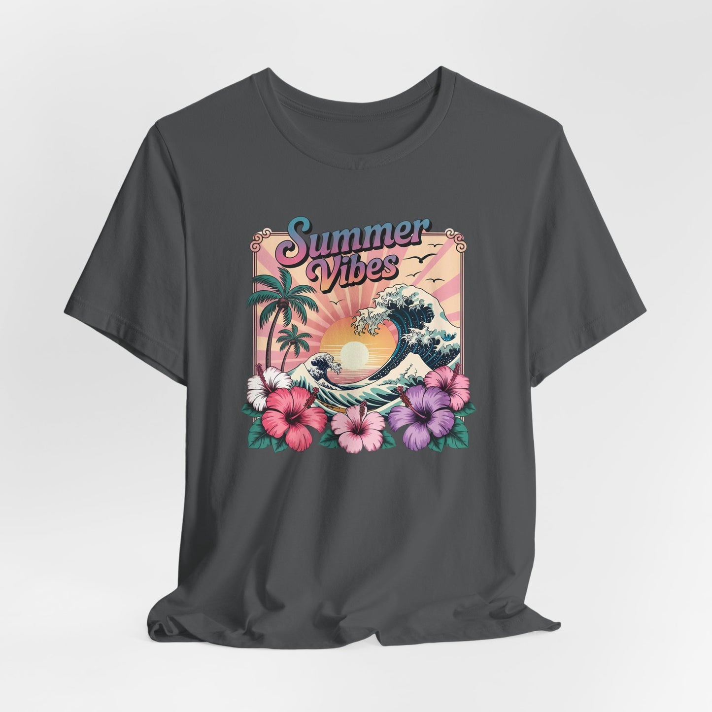 ☀️ Camiseta Summer Vibes – Ola playera vibrante, hibisco y palmeras | Camiseta gráfica para mujer