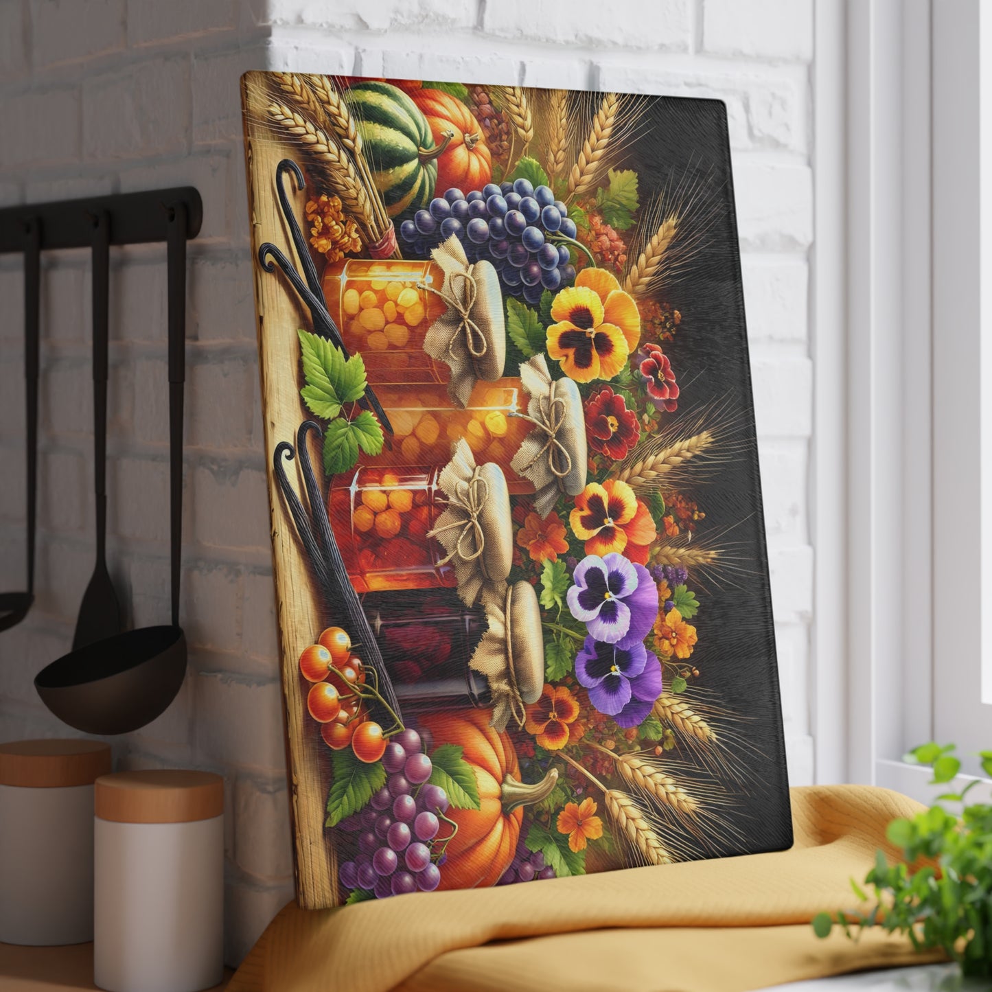 Tabla de cortar para la despensa de la cosecha otoñal: encanto rústico con delicias florales y frutales