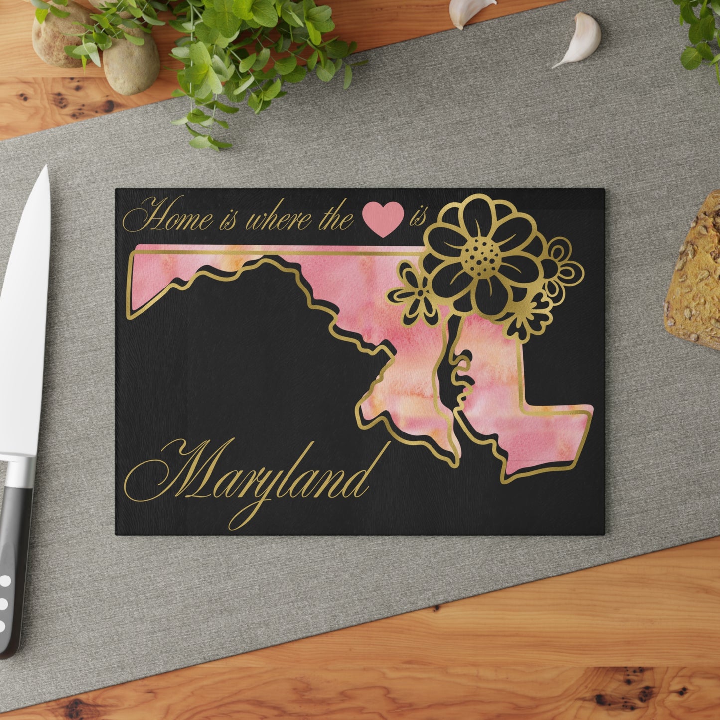 💖 Maryland State Cutting Board – Pink Pride with Elegant Charm