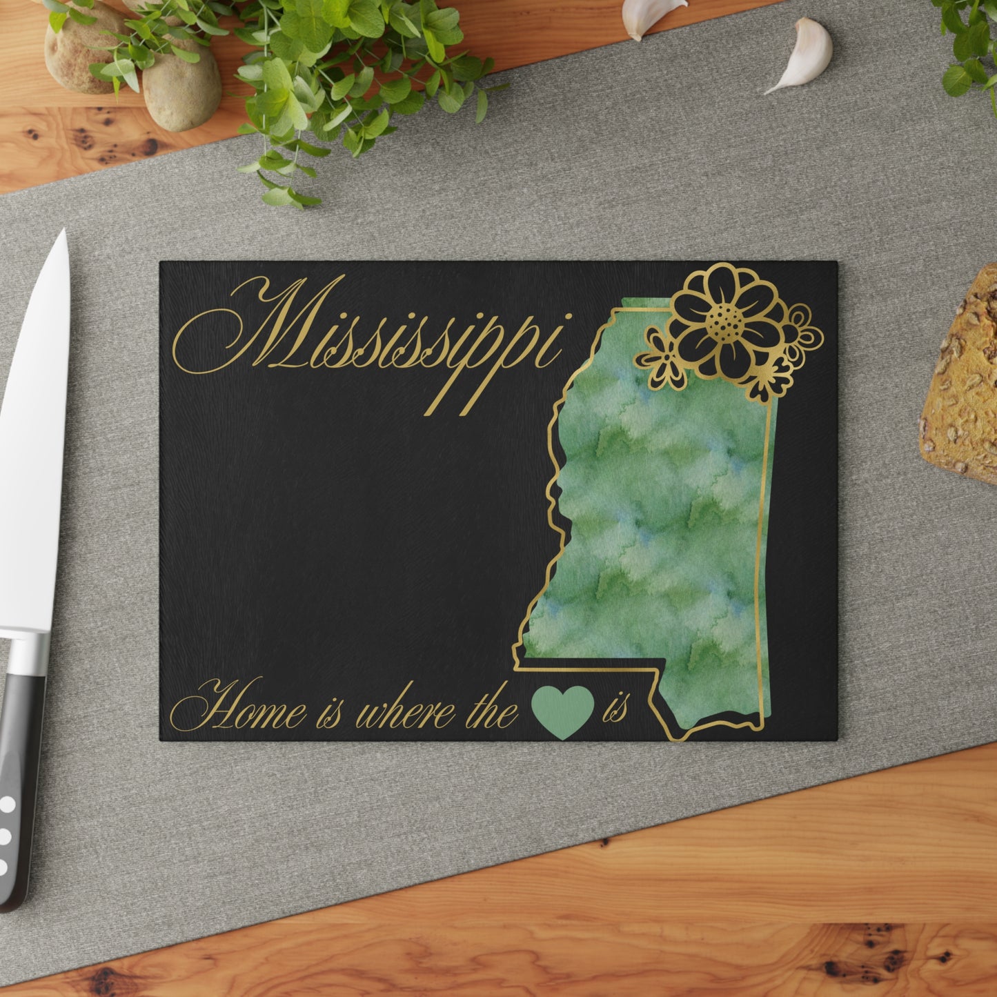 💚 Mississippi Floral Cutting Board – Southern Charm with Heartfelt Elegance 🌼