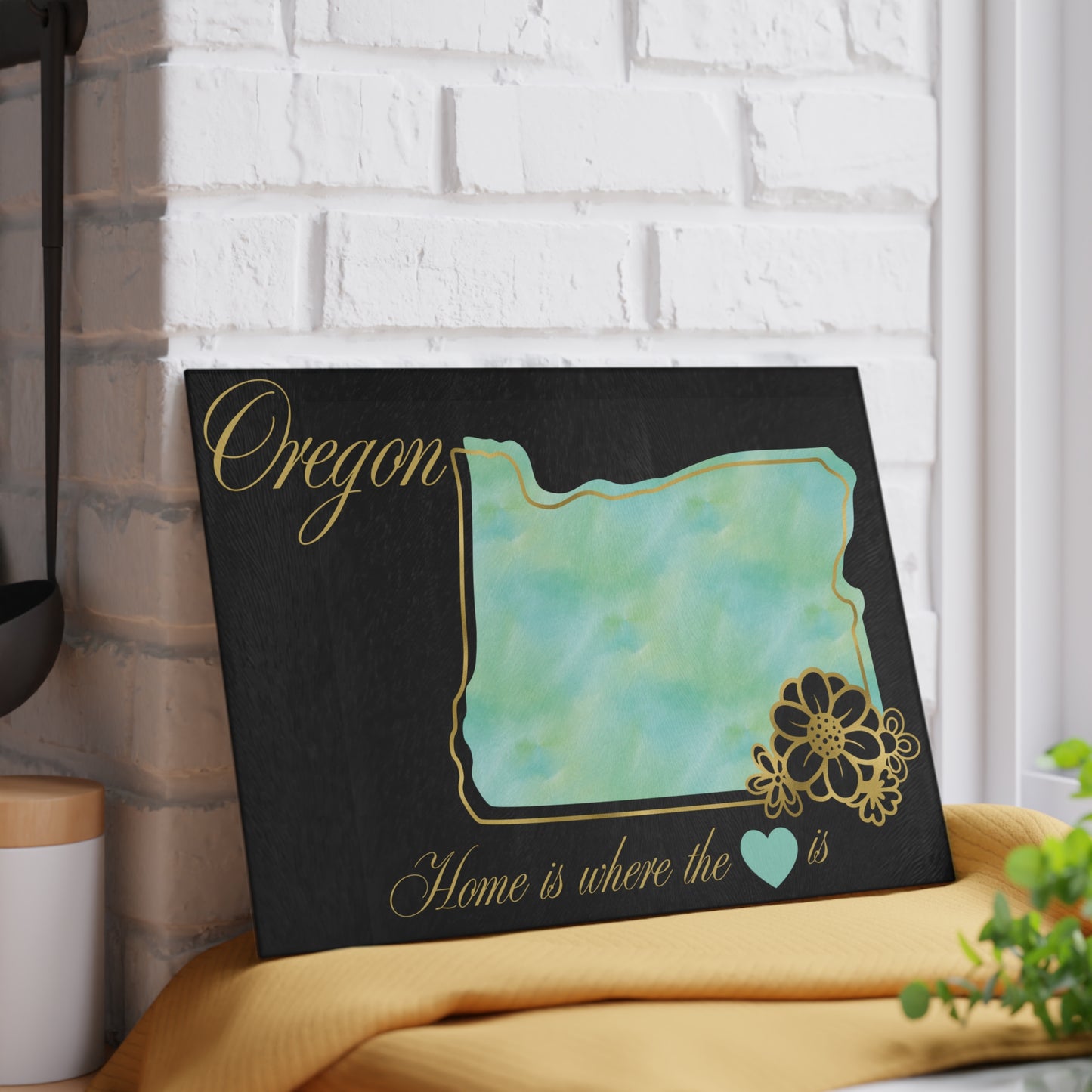 💚 Oregon State Cutting Board – Serene Aqua Style with Golden State Pride