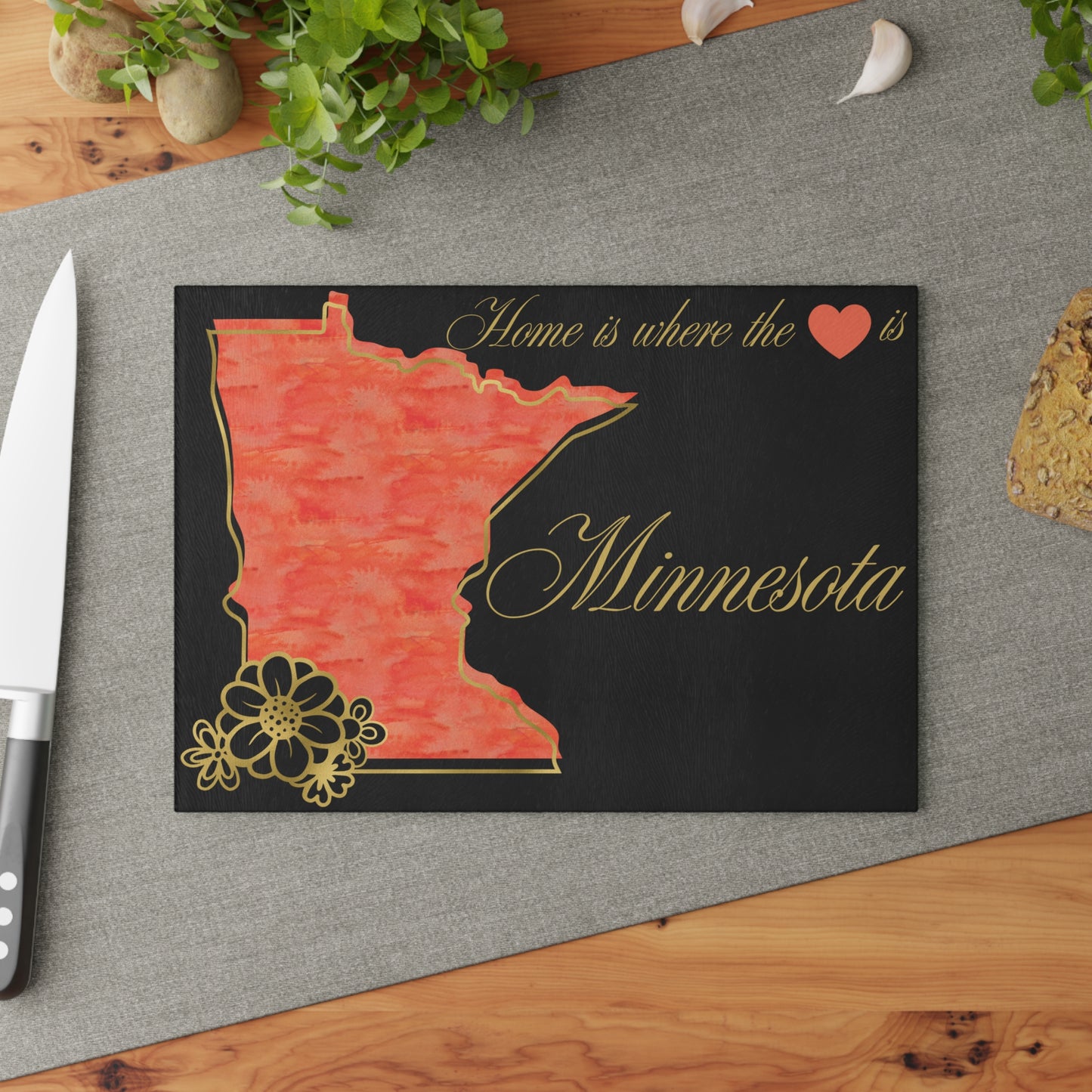 ❤️ Minnesota Floral Cutting Board – Bold Northern Charm with Golden Elegance 🌸