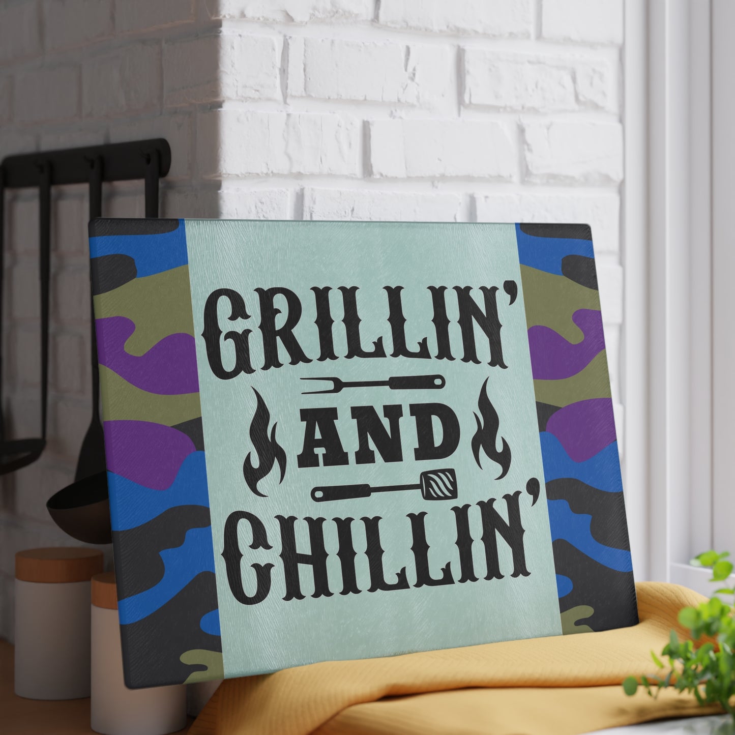 Tabla de cortar de vidrio GRILLIN AND CHILLIN – Estilo camuflaje para preparar barbacoa 🍔