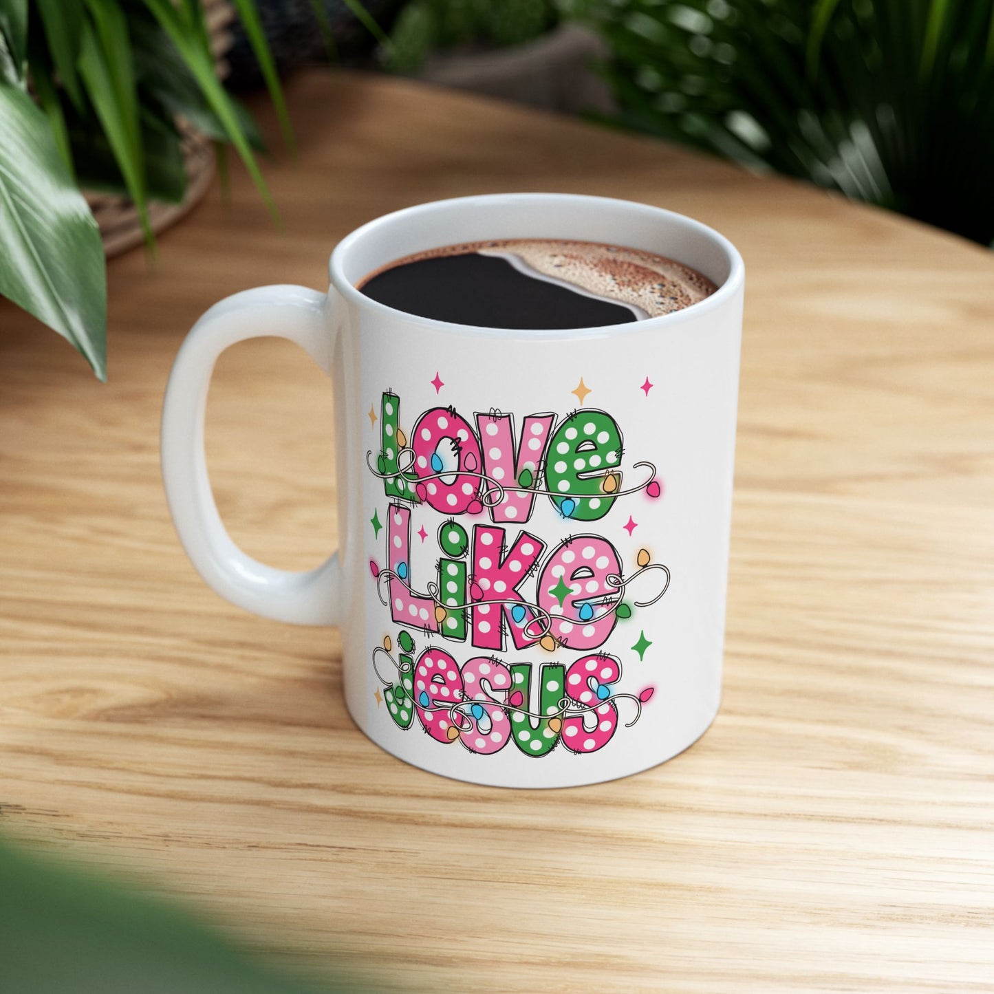 ☕ Love Like Jesus Coffee Mug – Holiday Lights & Faith-Filled Cheer 💖🎄