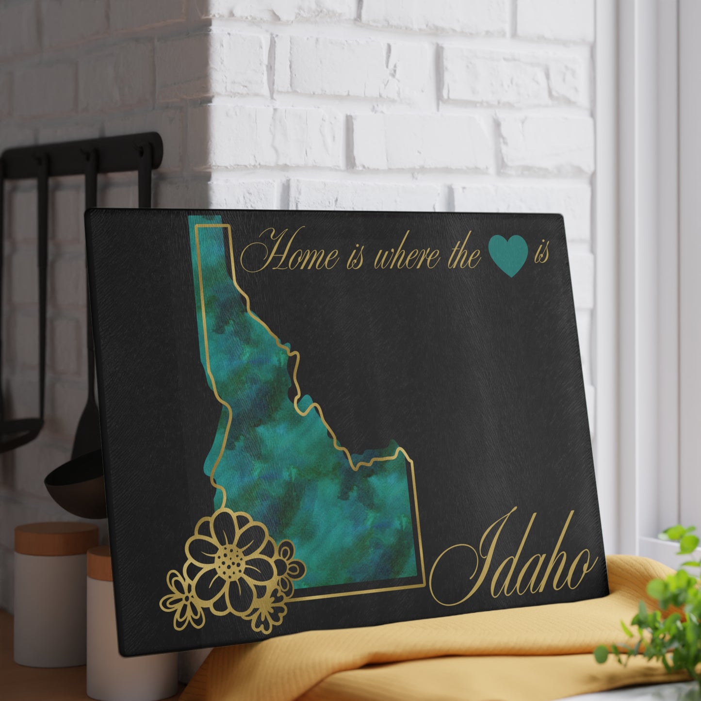 💚 Idaho State Cutting Board – Mountain Hues and Gem State Charm
