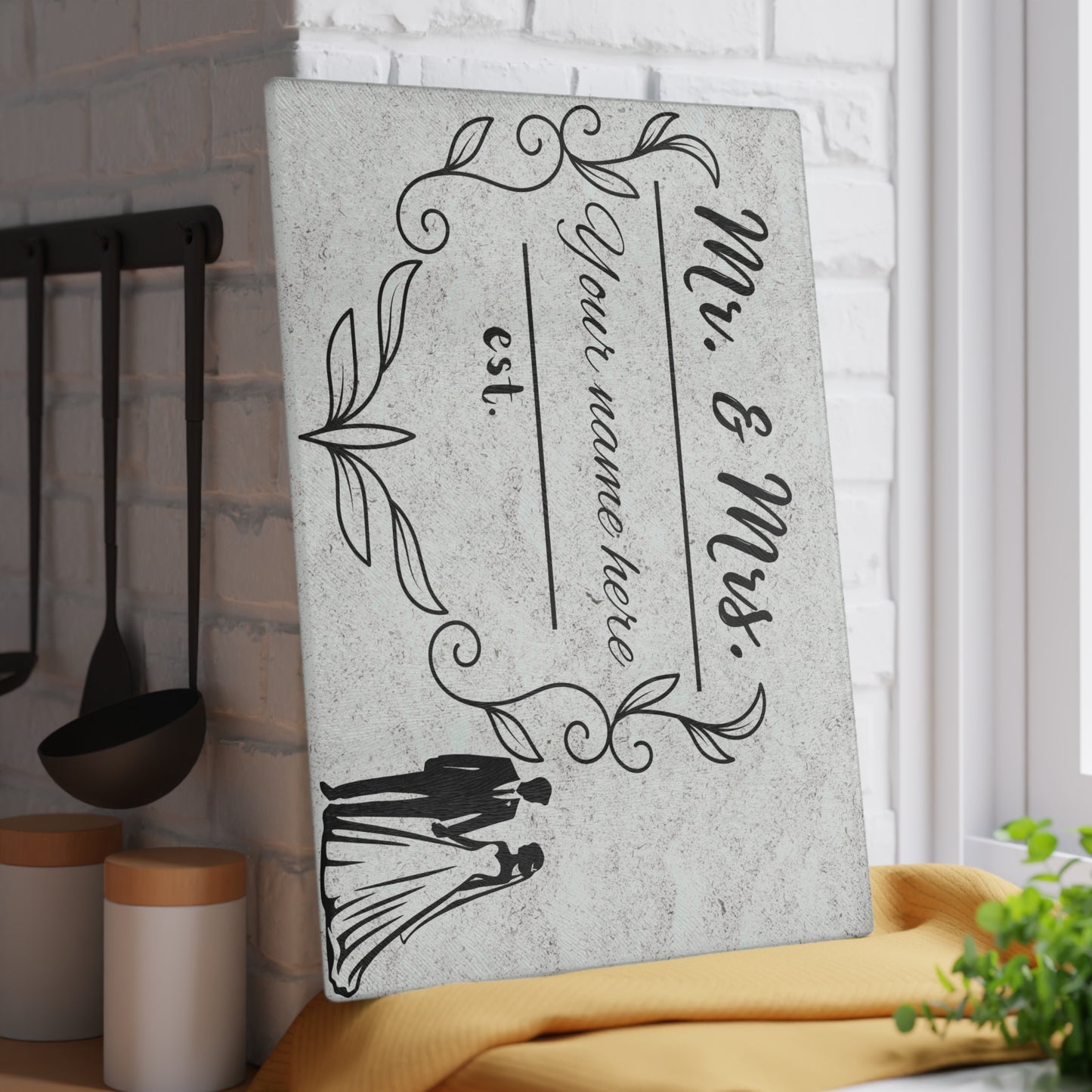 Tabla de cortar personalizada para boda de Sr. y Sra.: un elegante recuerdo para recién casados