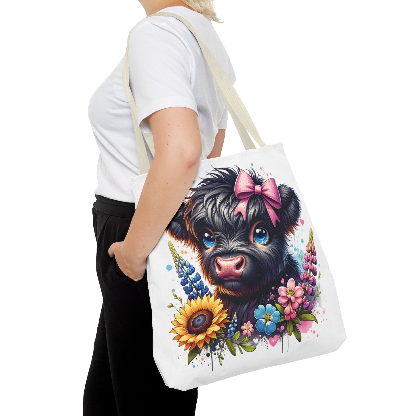 🌸 Black Highland Calf Floral Tote Bag – Sweet Style for Every Age 🐮👜