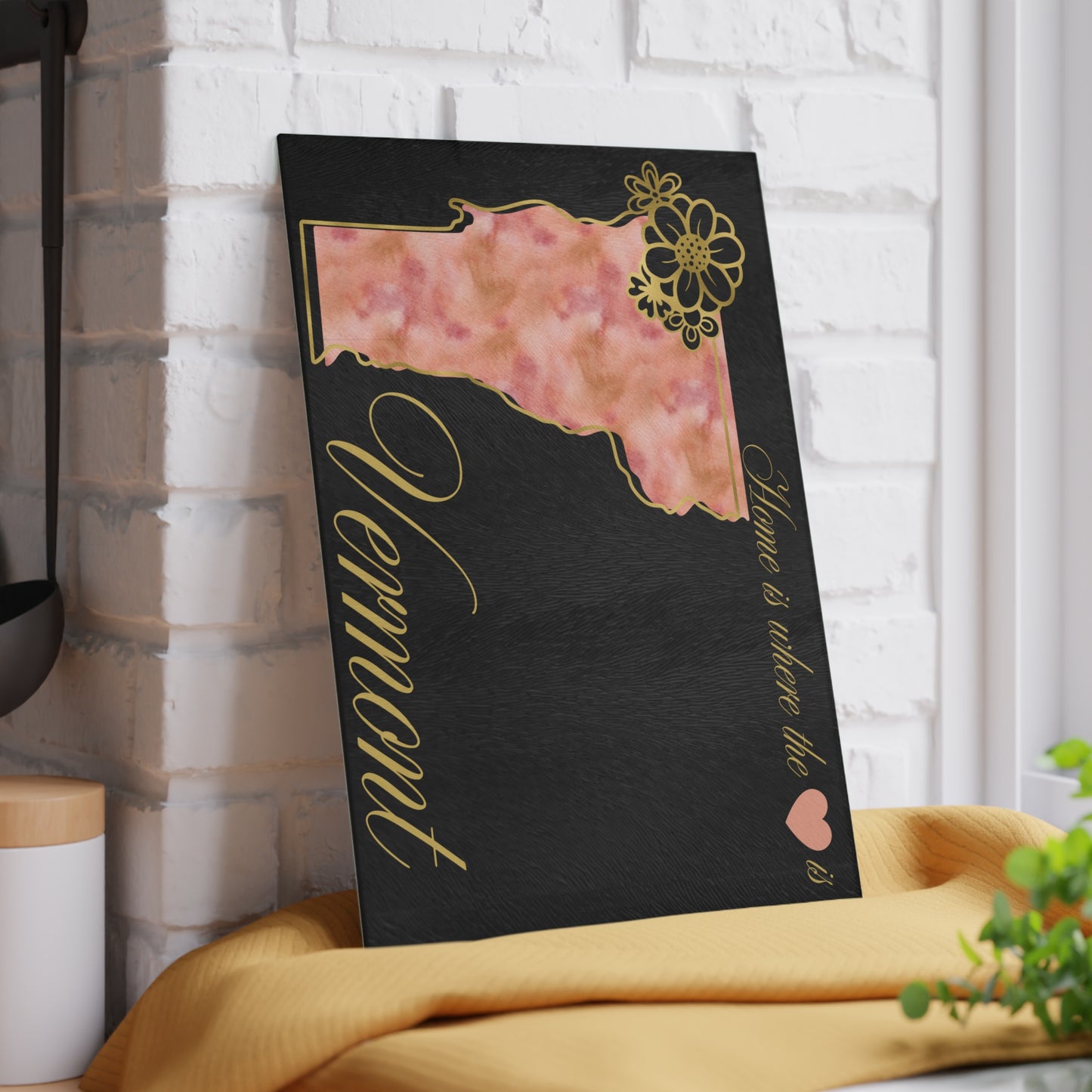 🍁 Vermont Floral State Cutting Board – Maple-Toned Charm for Cozy Kitchens 🌸