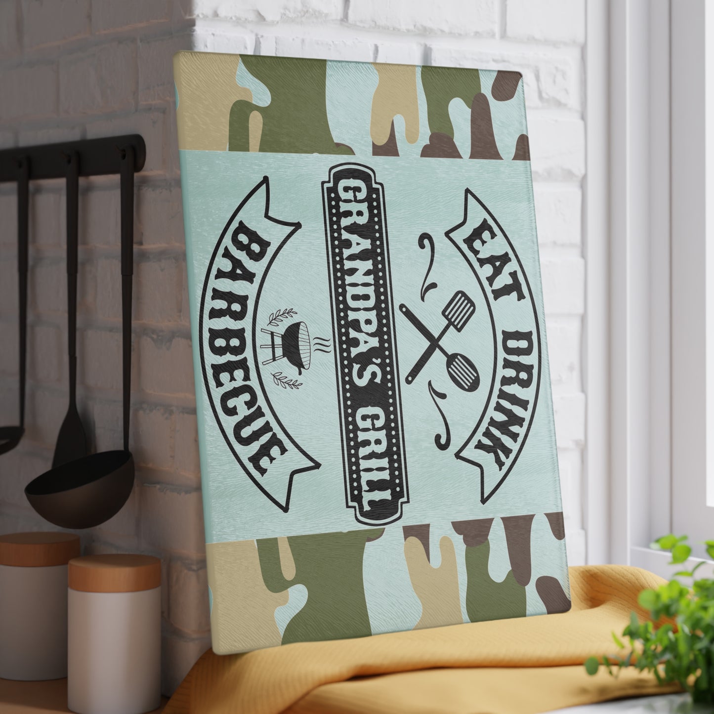 🔥 COMER BEBER BARBACOA A LA PARRILLA DEL ABUELO – Tabla de cortar de vidrio con diseño de camuflaje para los reyes del patio trasero 🧢🍔