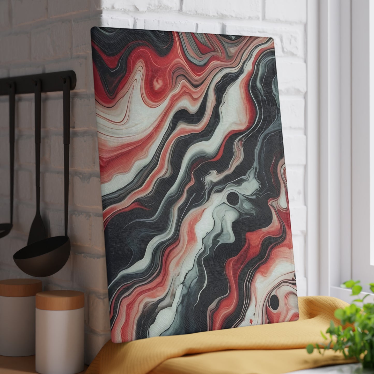 Tabla de cortar de vidrio con diseño de mármol rojo, negro y blanco: decoración de cocina moderna inspirada en el mármol, un regalo elegante y funcional.