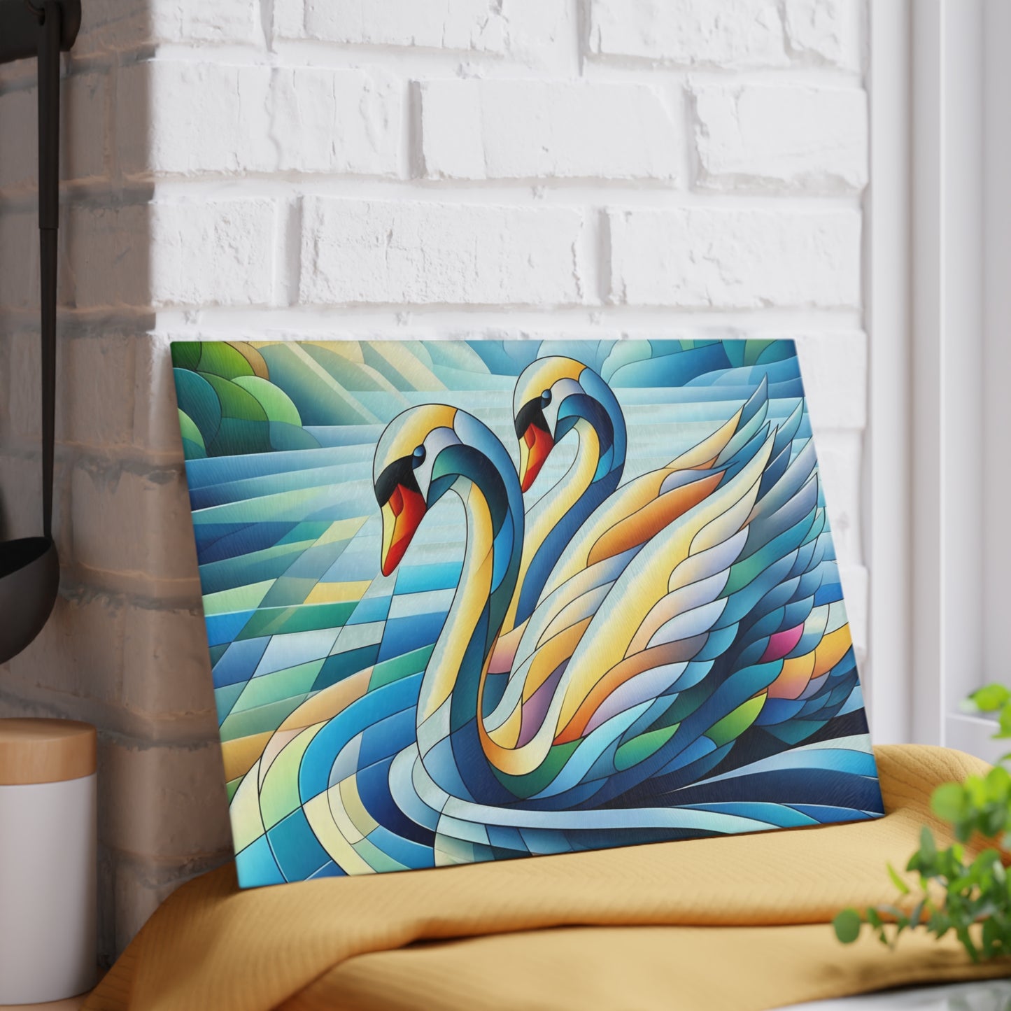 Tabla de cortar de vidrio con dos cisnes cubistas – Escena artística de río