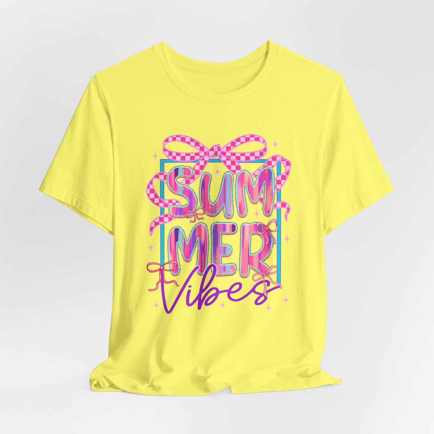☀️ Camiseta Summer Vibes: una camiseta gráfica bonita y cómoda para días de playa, barbacoas y vacaciones.