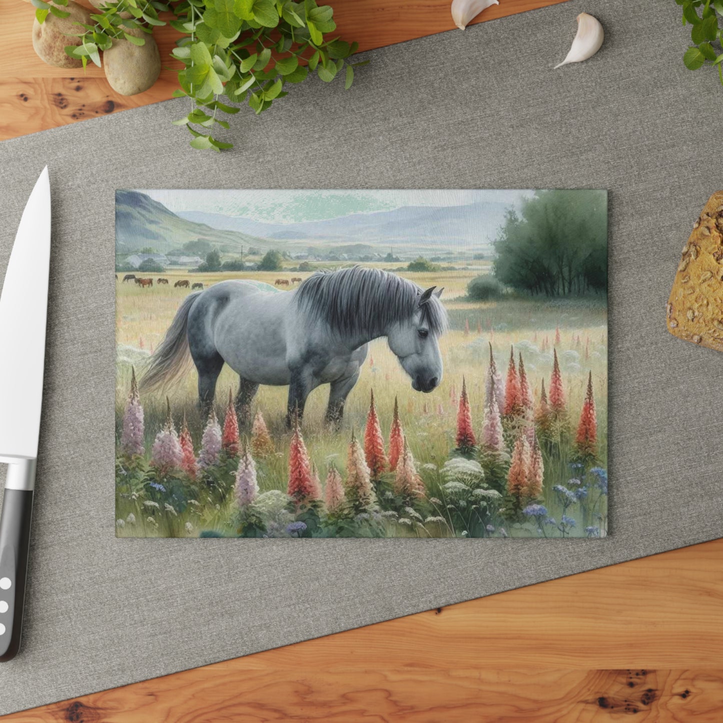 Horse Cutting Board, Equestrian Gift, Glass Cutting Board, Rustic Kitchen Decor, Horse Lover Gift, Farmhouse Kitchen Decor, Horse Lover Gift
