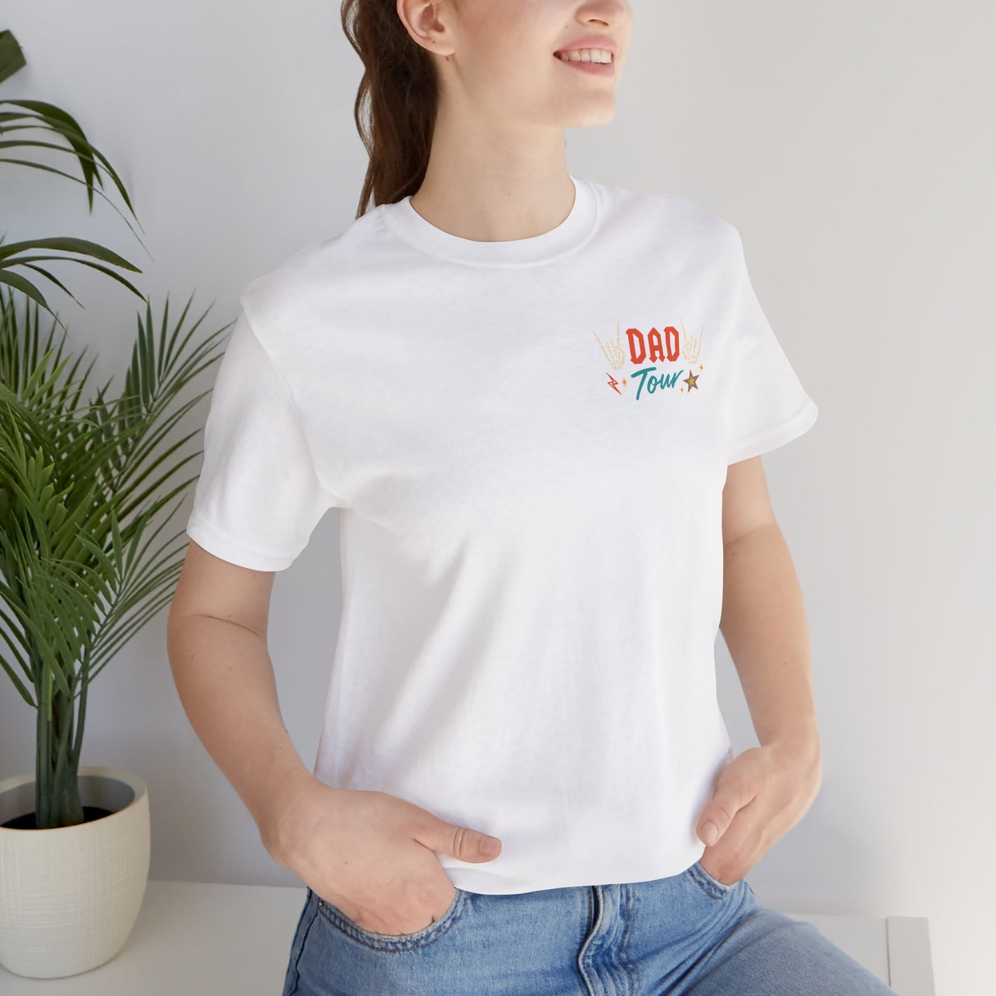 🎤 DAD TOUR – Camiseta divertida para papá inspirada en un concierto
